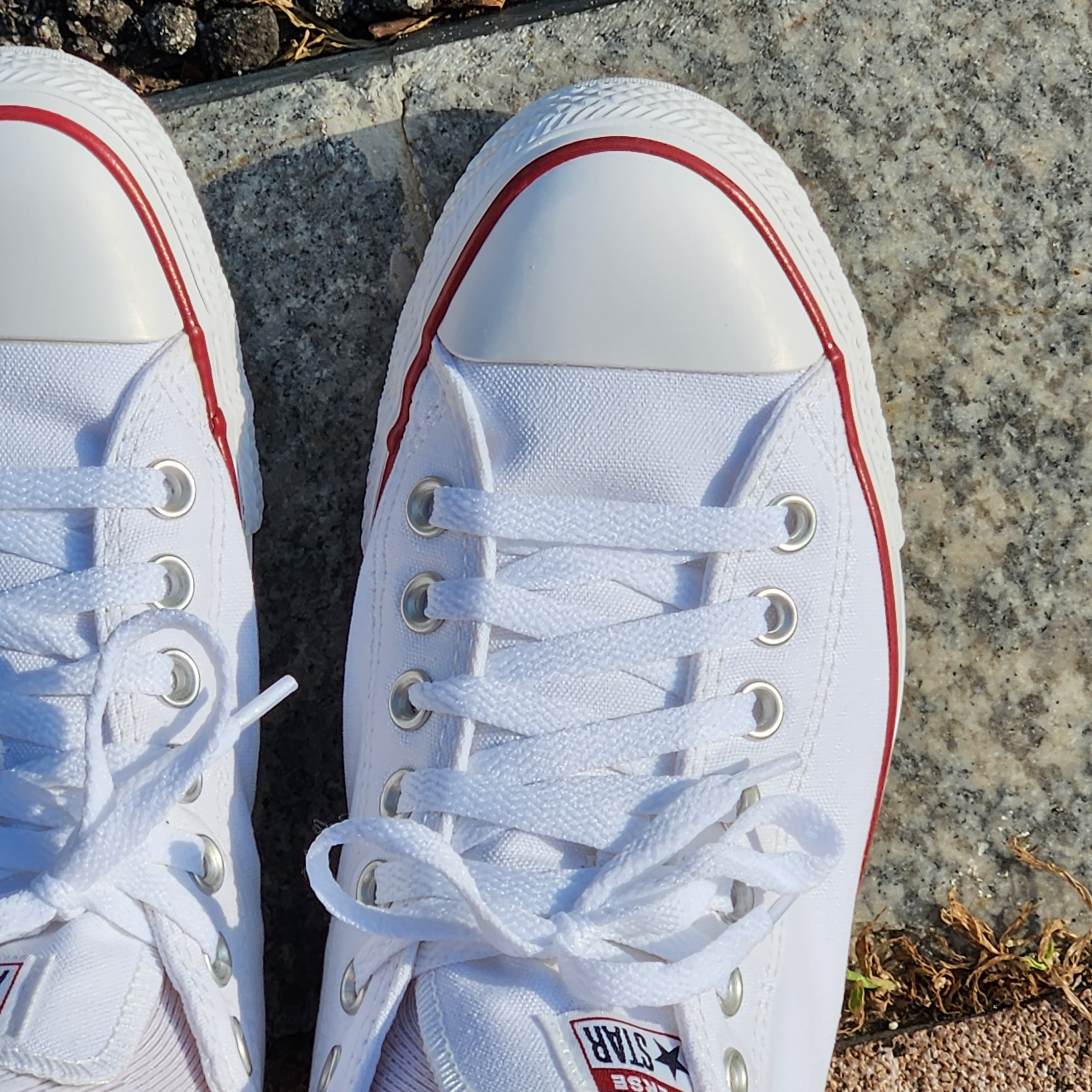 Converse Chuck Taylor All Star Ox Optical White 착용 스타일 - 2