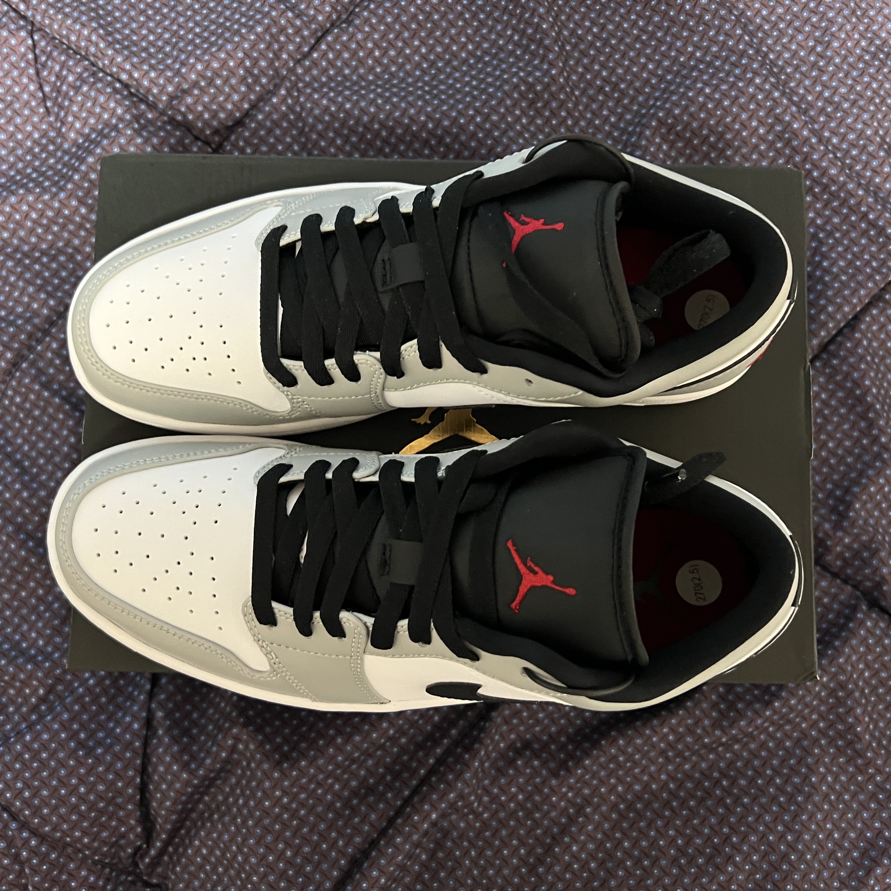 Jordan 1 Low Light Smoke Grey 착용 스타일 - 3