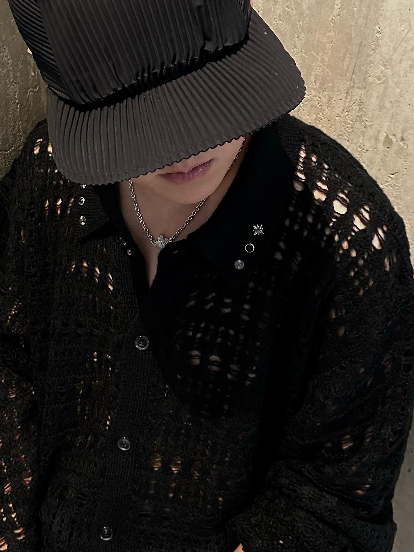 Scudo Shell Point Plain Necklace Extrabold 착용 스타일 - 3