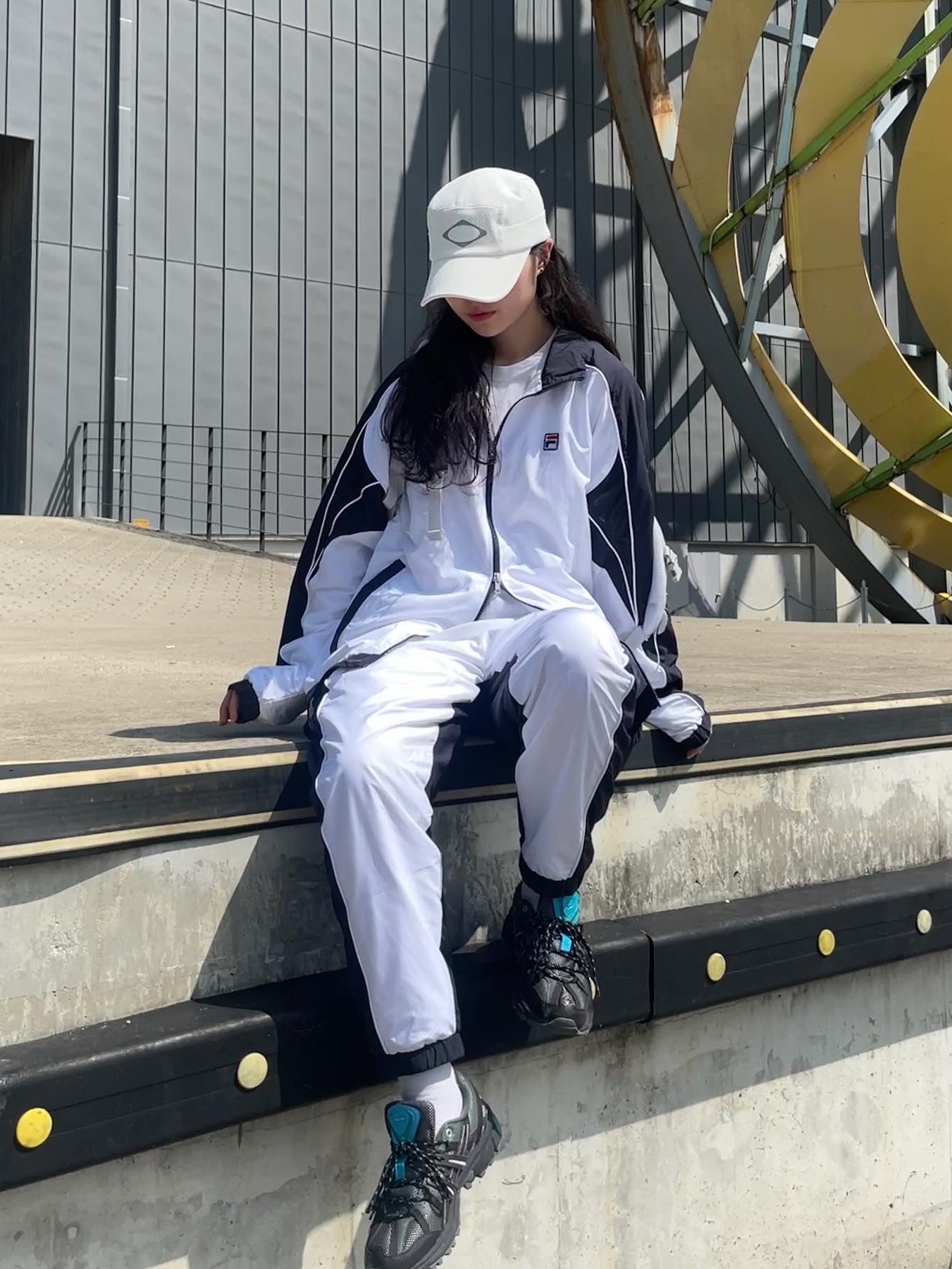 (W) Mischief Rhombus Running Cap White, (W) Asics x Matin Kim Gel-Sonoma 15-50 Black Pure Silver 착용 스타일 - 3