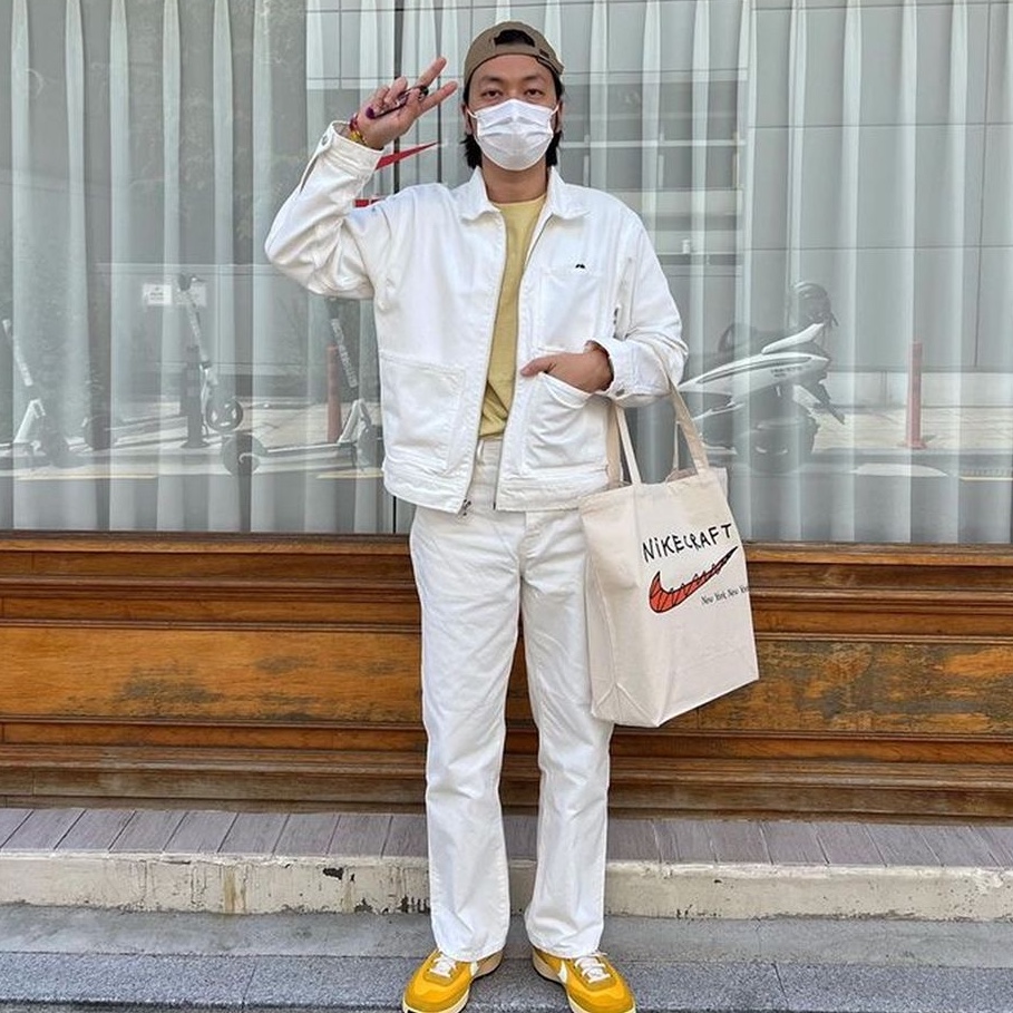 Nike ISPA Mindbody White and Total Orange, (W) Nike Classic Cortez Leather Forrest Gump 2017 착용 스타일 - 4