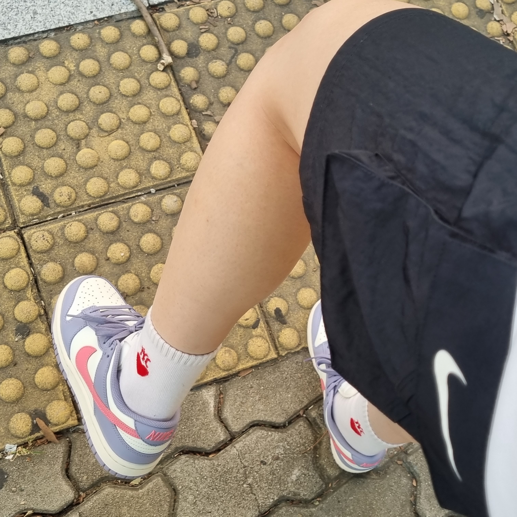 (W) Nike Dunk Low Indigo Haze Coral Chalk 착용 스타일