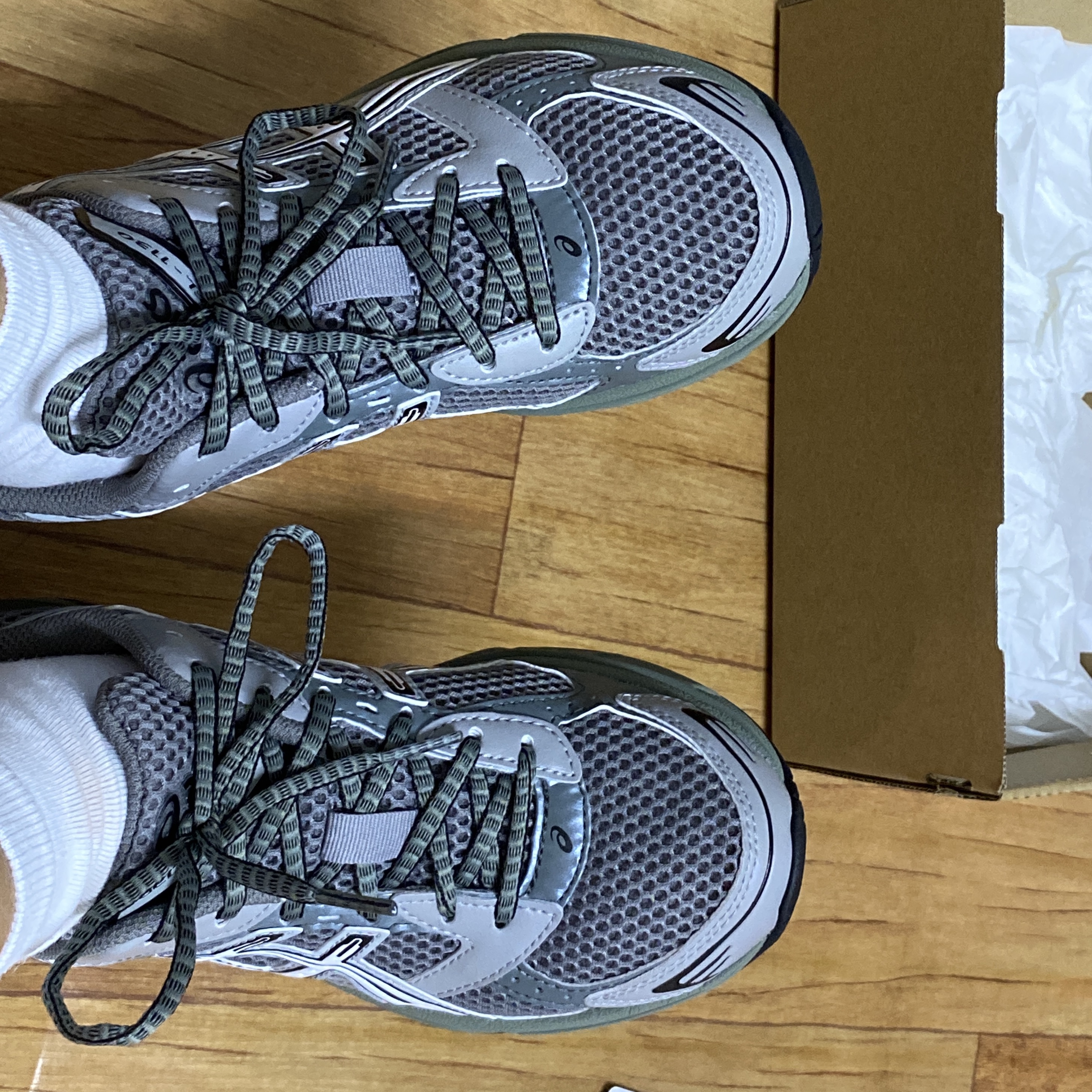 Asics Gel-1130 Wild Dove White - Folder Exclusive 착용 스타일