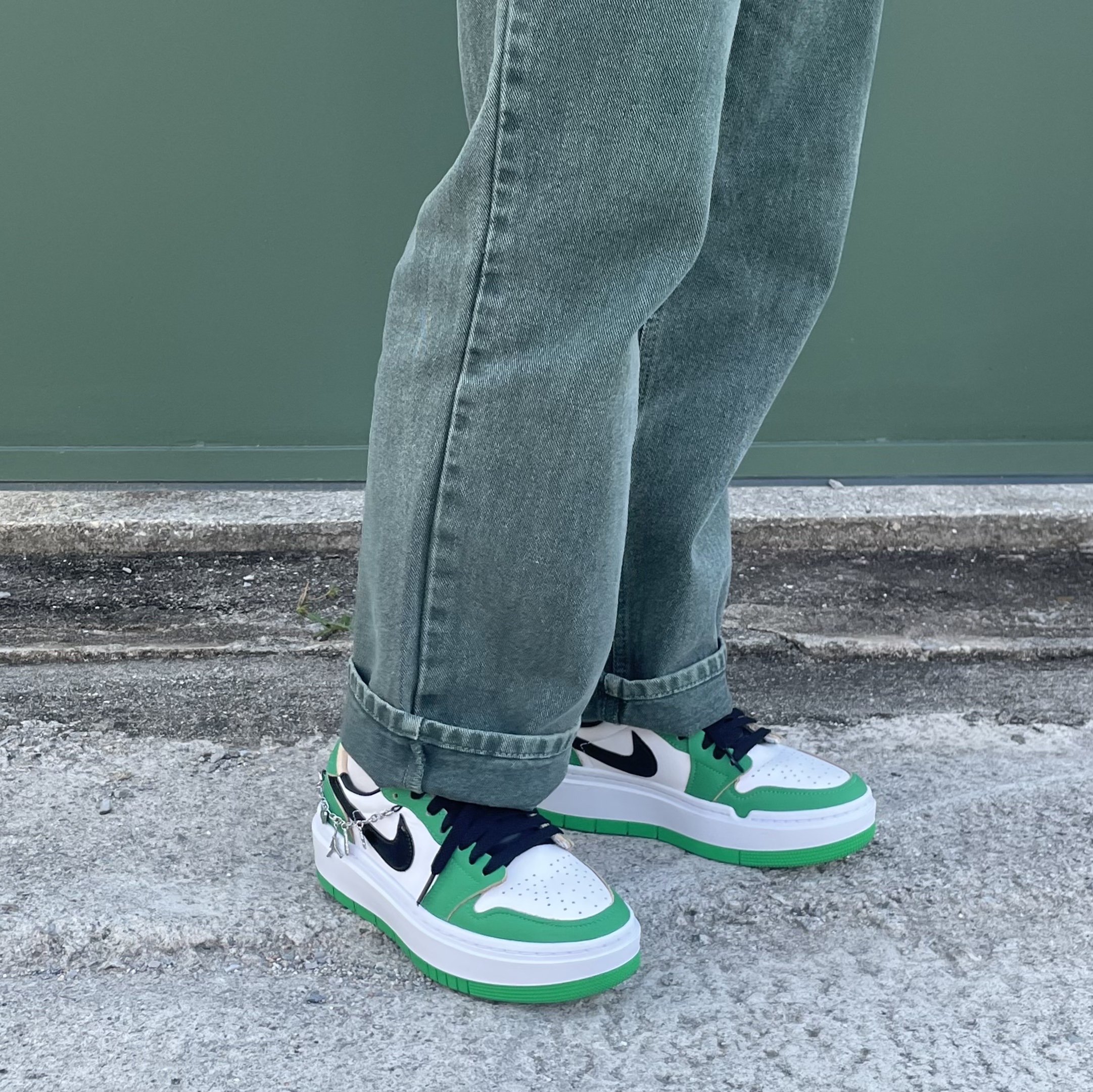 (W) Jordan 1 Elevate Low SE Lucky Green 착용 스타일