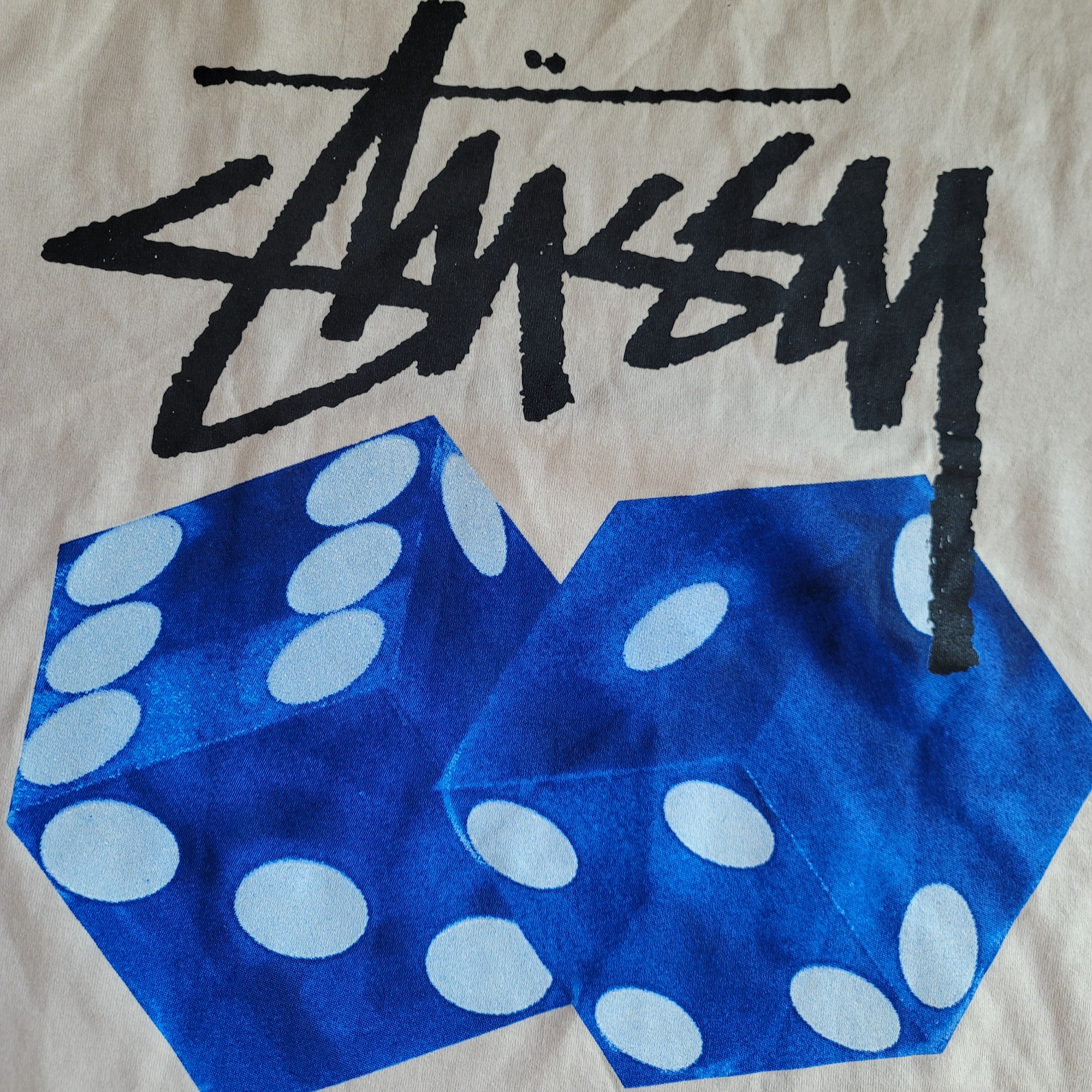 Stussy Diced Out T-Shirt Smoke 착용 스타일 - 1