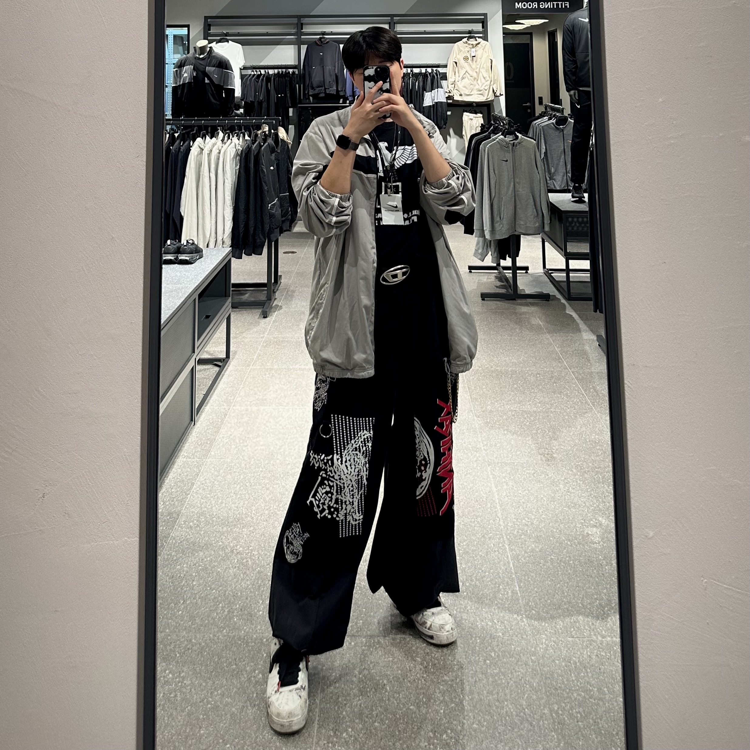 Diesel B-1DR Leather Belt with D Buckle Black, Nike x Peaceminusone Air Force 1 Low Para-Noise 2.0 착용 스타일