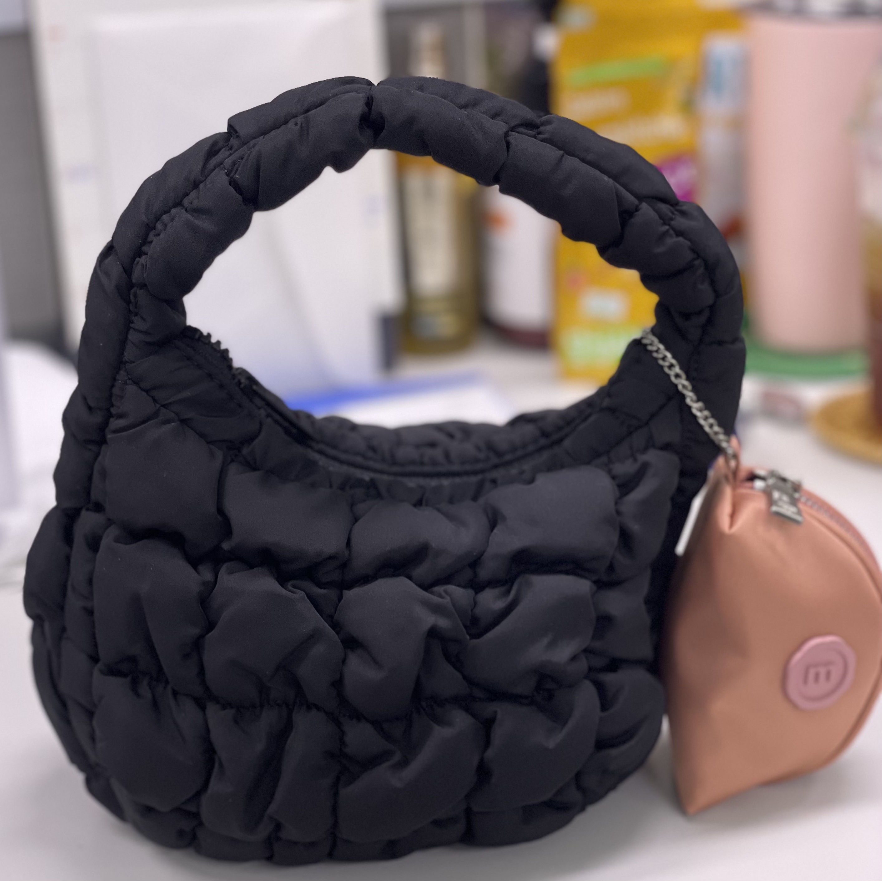 COS Quilted Micro Bag Black 착용 스타일