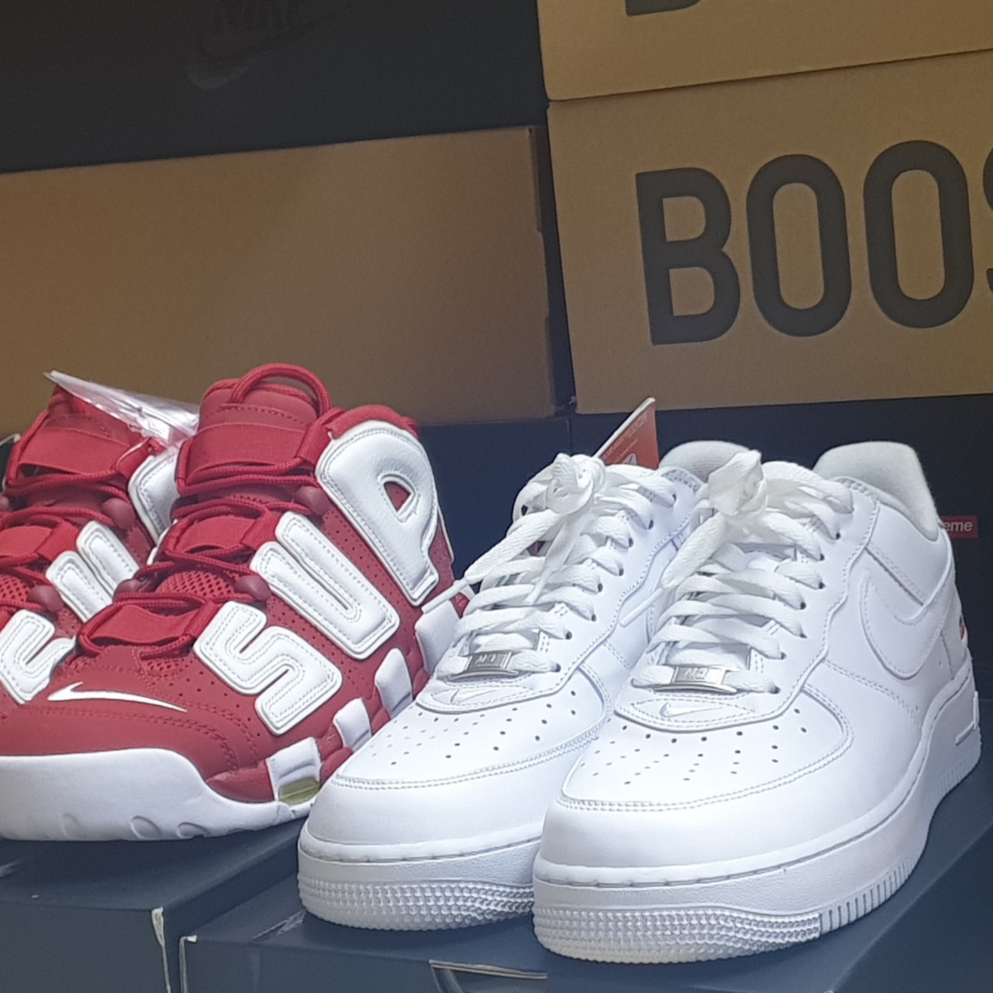 Nike x Supreme Air More Uptempo Suptempo Red, Nike x A-Cold-Wall Air Force 1 Low White ์ฐฉ์ฉ ์คํ์ผ