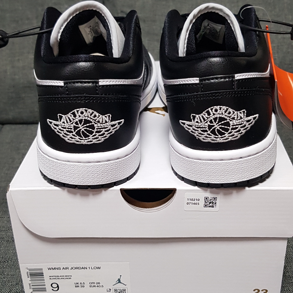 (W) Jordan 1 Low Black and White 착용 스타일 - 3