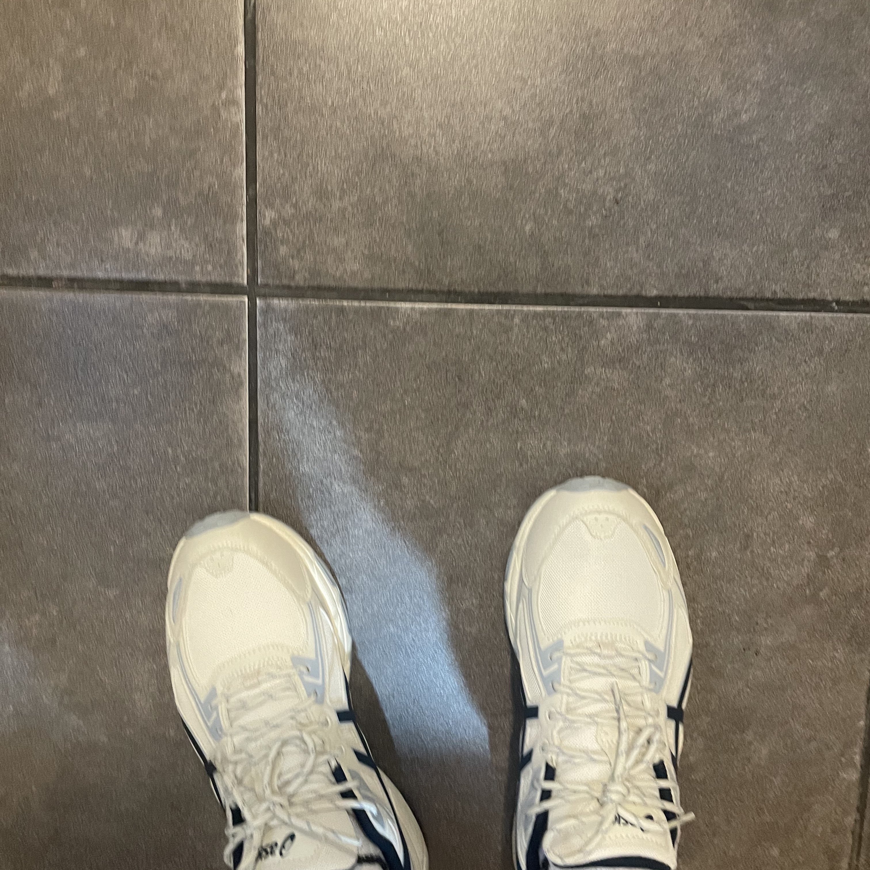 Asics Gel-Venture 6 SPS Birch French Blue 착용 스타일