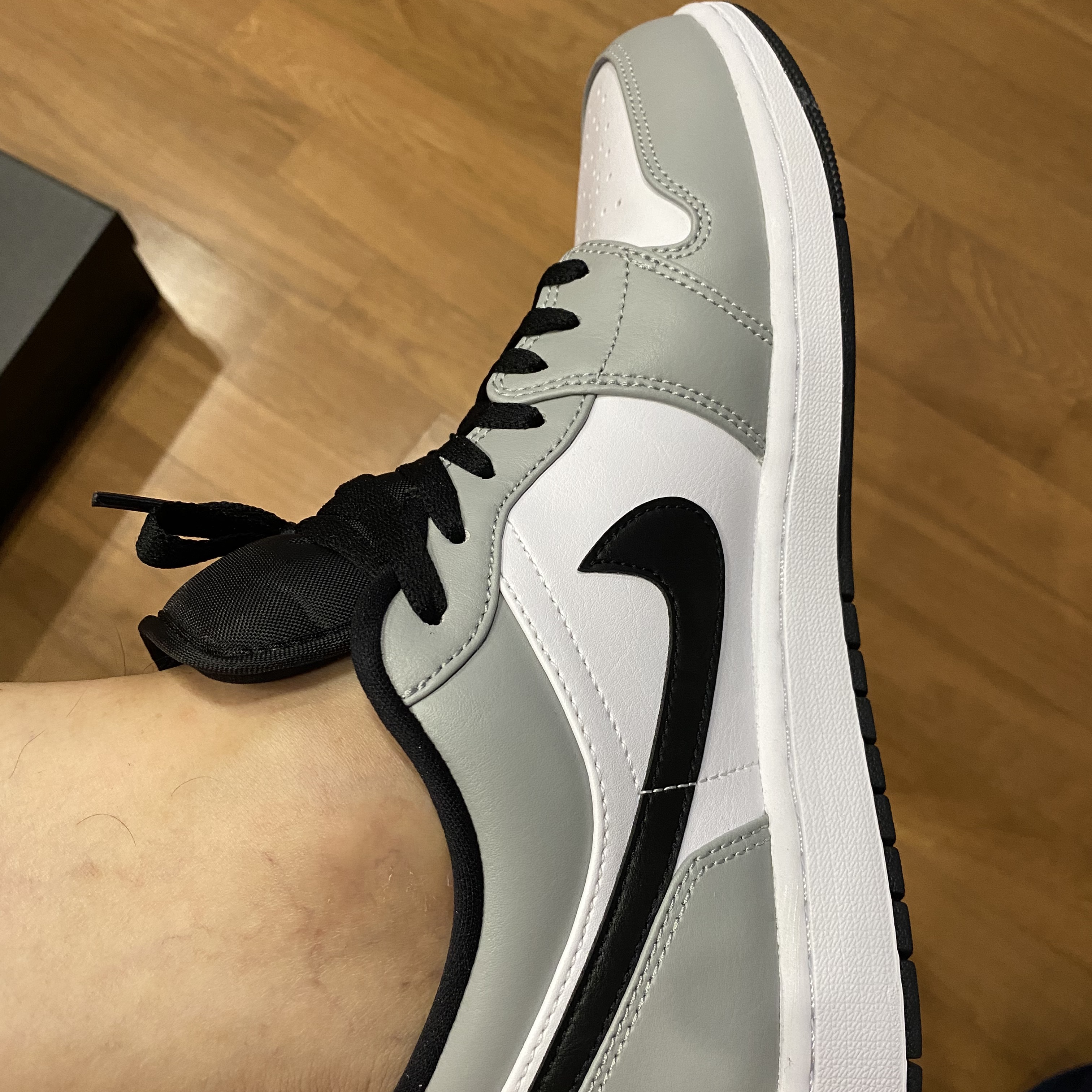 Jordan 1 Low Light Smoke Grey 착용 스타일