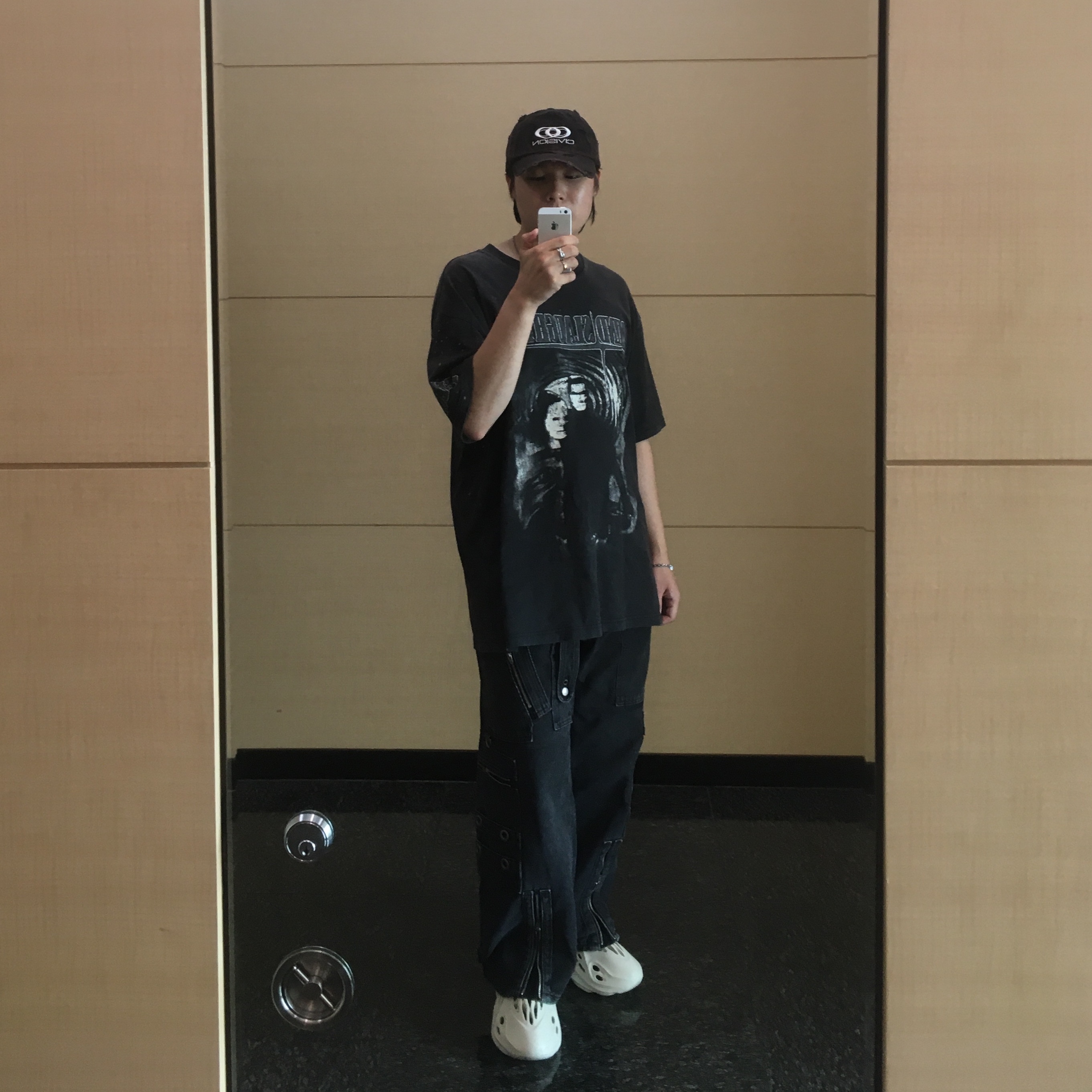 Project G/R Mind Slaughter Vintage Washeed T-Shirt Black, Civision by CSC Vison Destroyed Cap Washed Black 착용 스타일