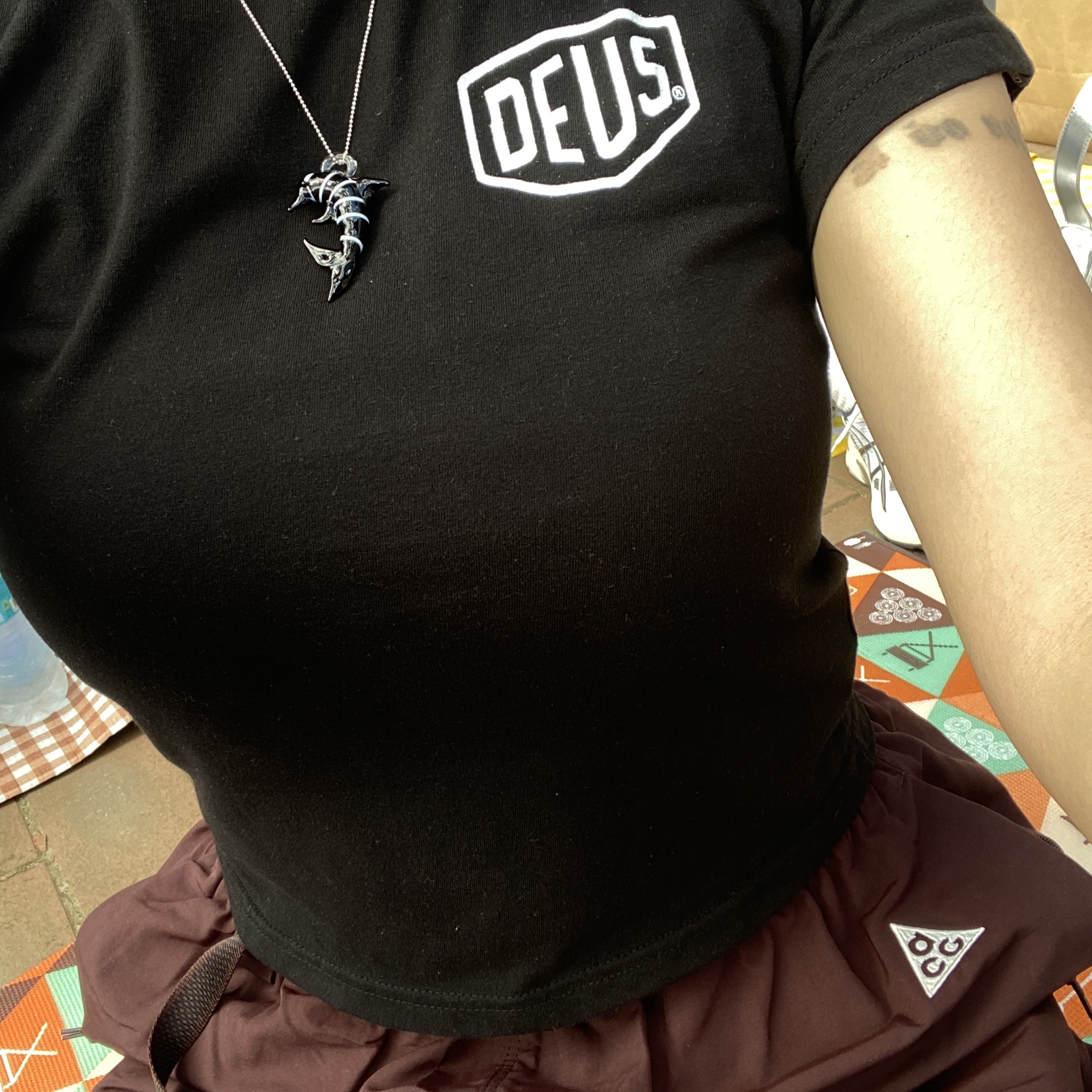 (Kids) Deus Ex Machina College Seoul T-Shirt Black, Oakley Eye Jacket Redux Matte Black Frame Prizm Grey Lenses High Bridge Fit 착용 스타일 - 2