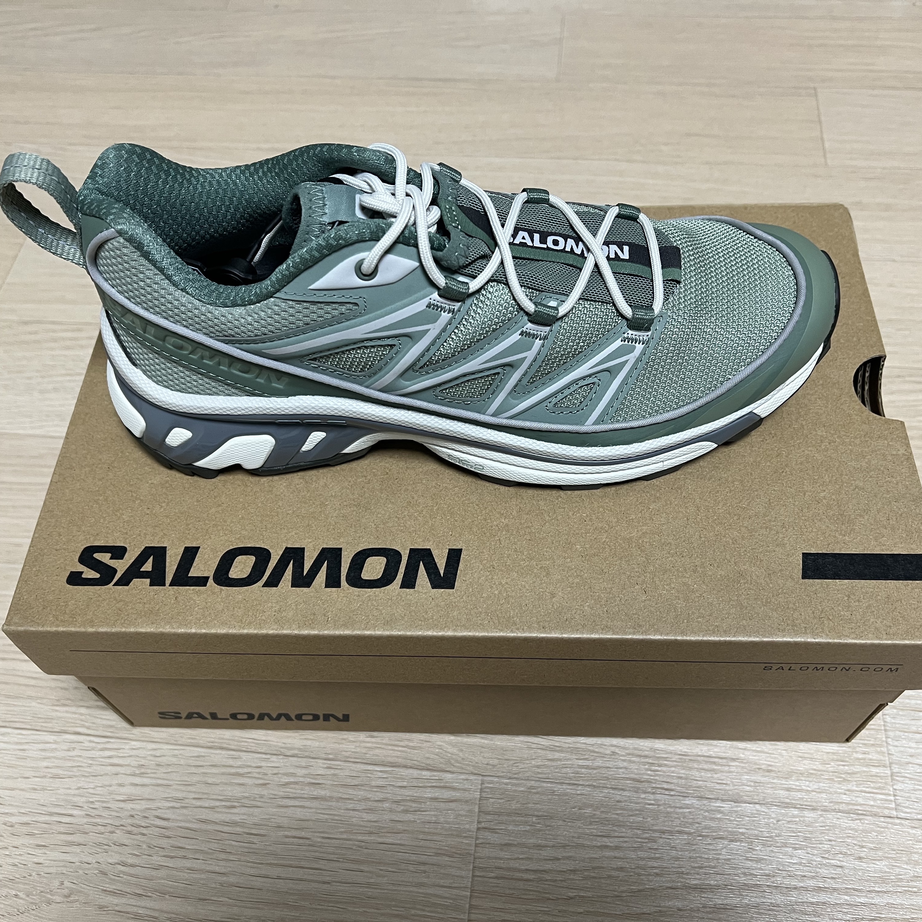Salomon XT-6 Expanse Lily Pad 착용 스타일