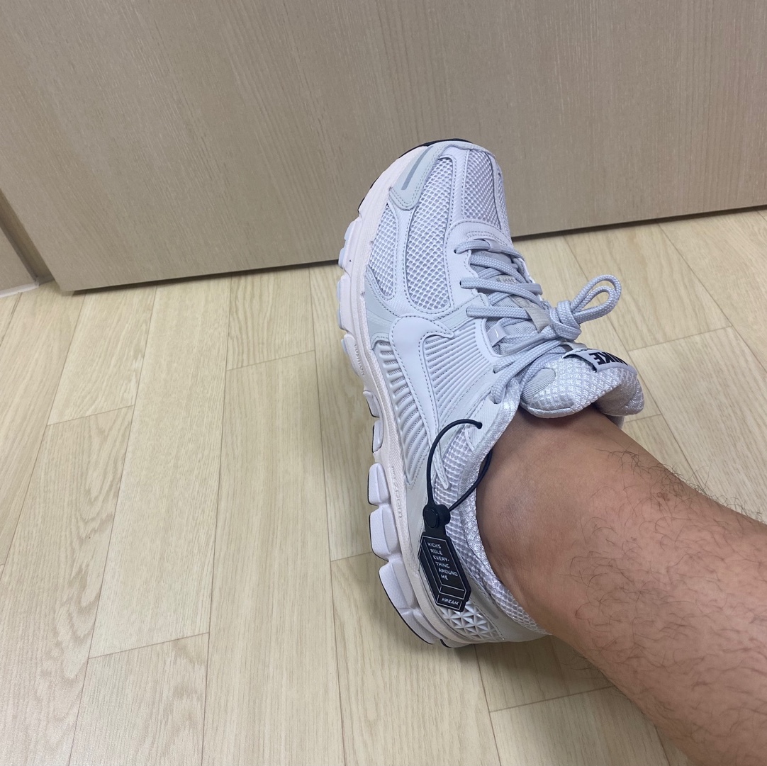 Nike Zoom Vomero 5 SP Vast Grey 2023 착용 스타일