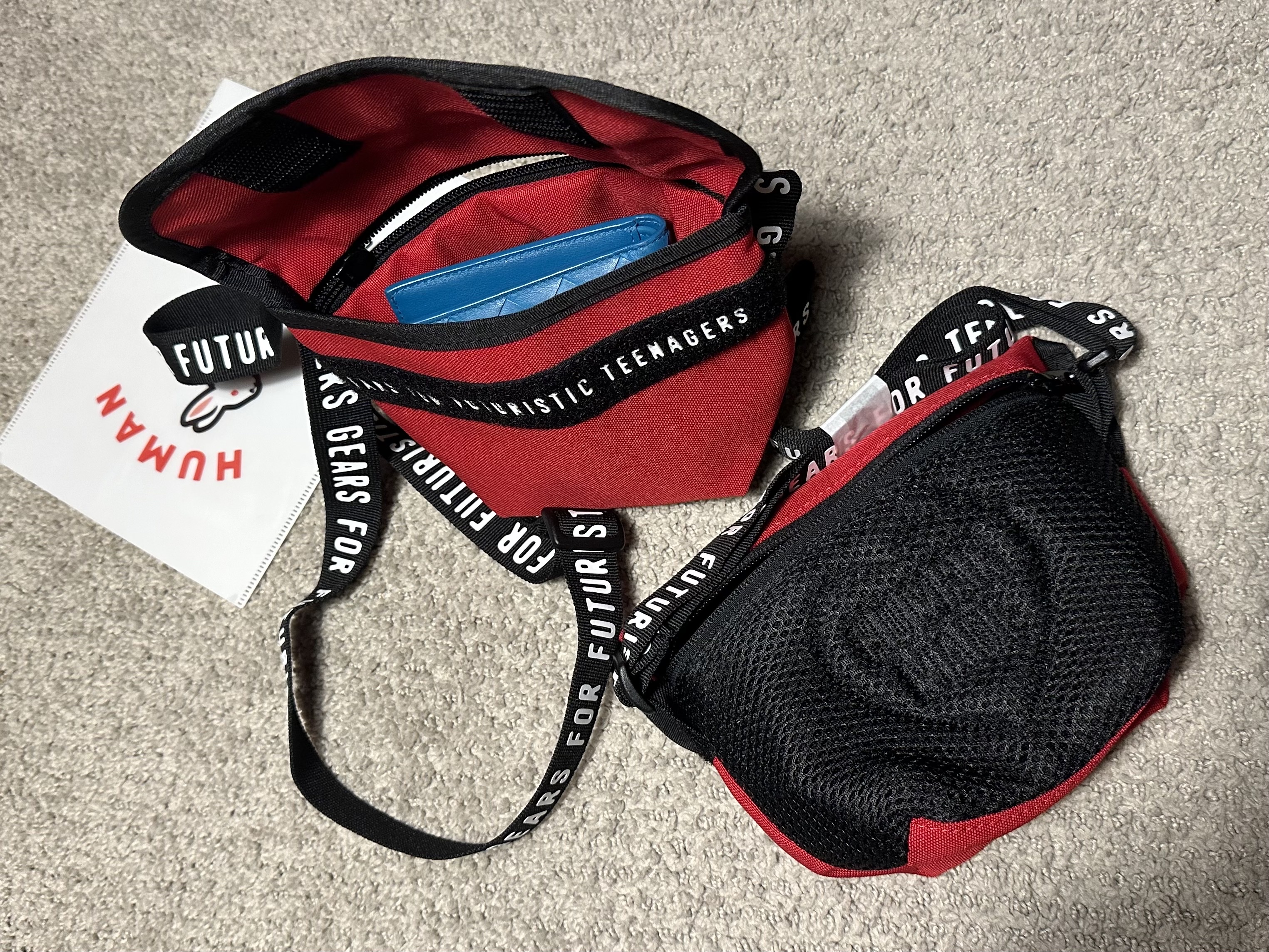 Human Made Messenger Bag Small Red 착용 스타일 - 5