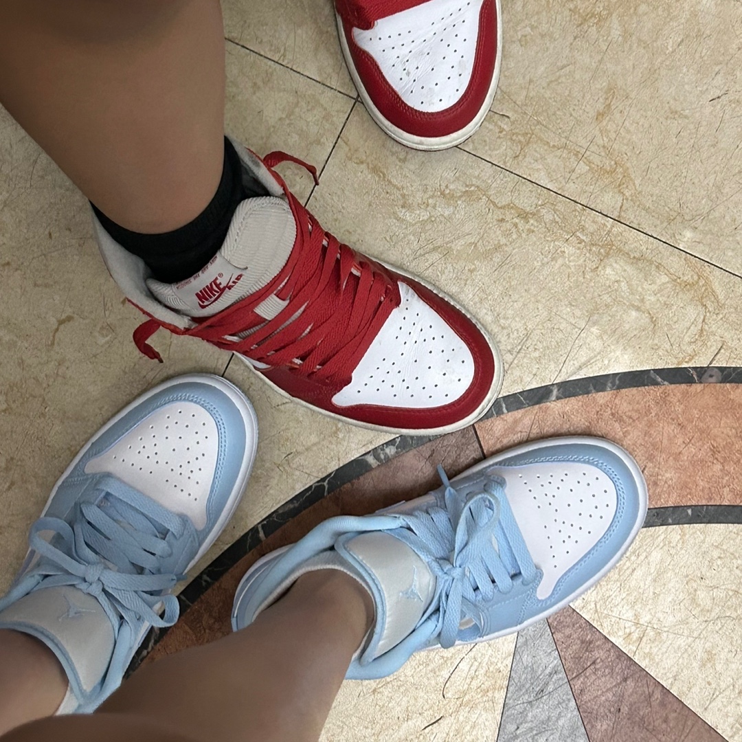 (W) Jordan 1 Low White Ice Blue 착용 스타일