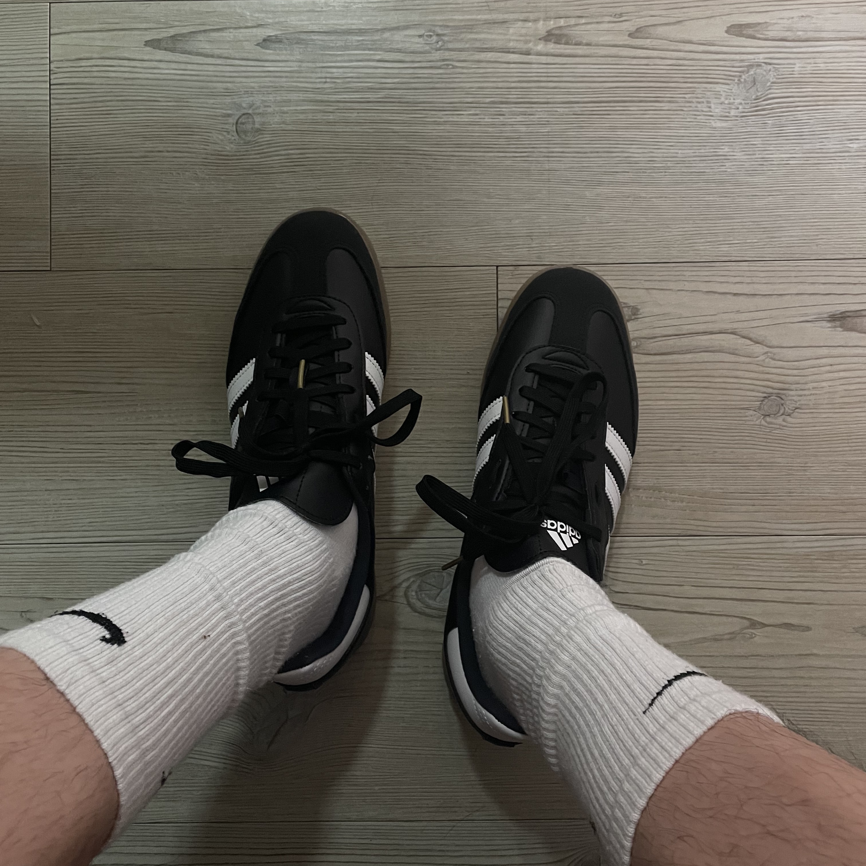 Adidas Velosamba Vegan Cycling Core Black 착용 스타일 - 2