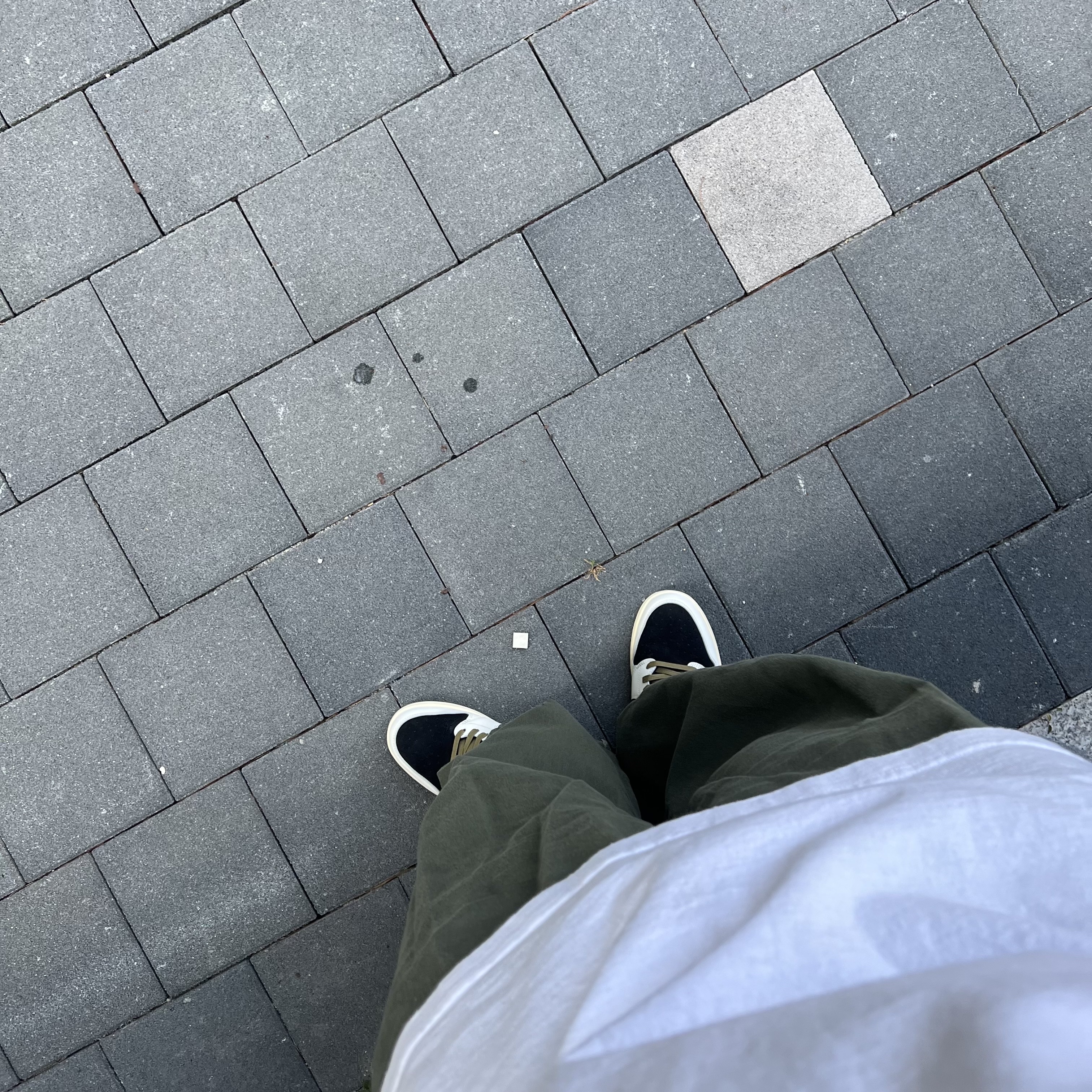 (W) Jordan 1 x Travis Scott Retro Low OG SP Medium Olive 착용 스타일
