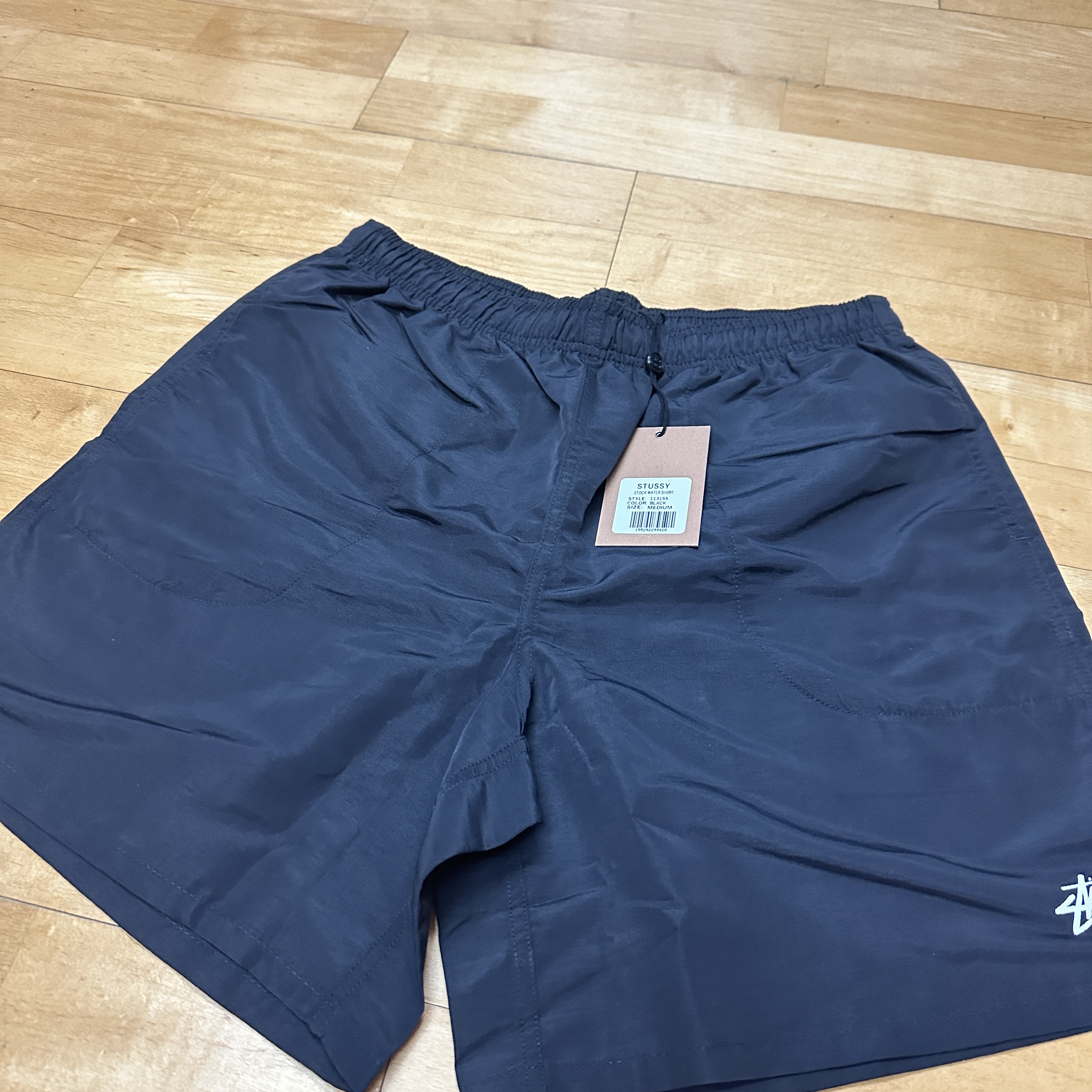 Stussy Stock Water Shorts Black 착용 스타일