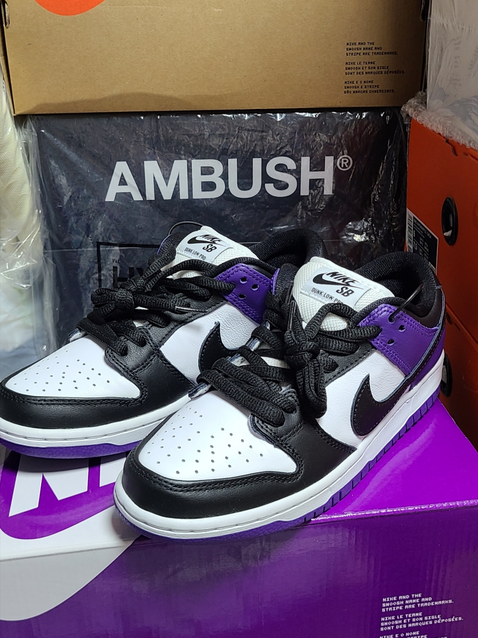 Nike SB Dunk Low Pro Court Purple 착용 스타일 - 2