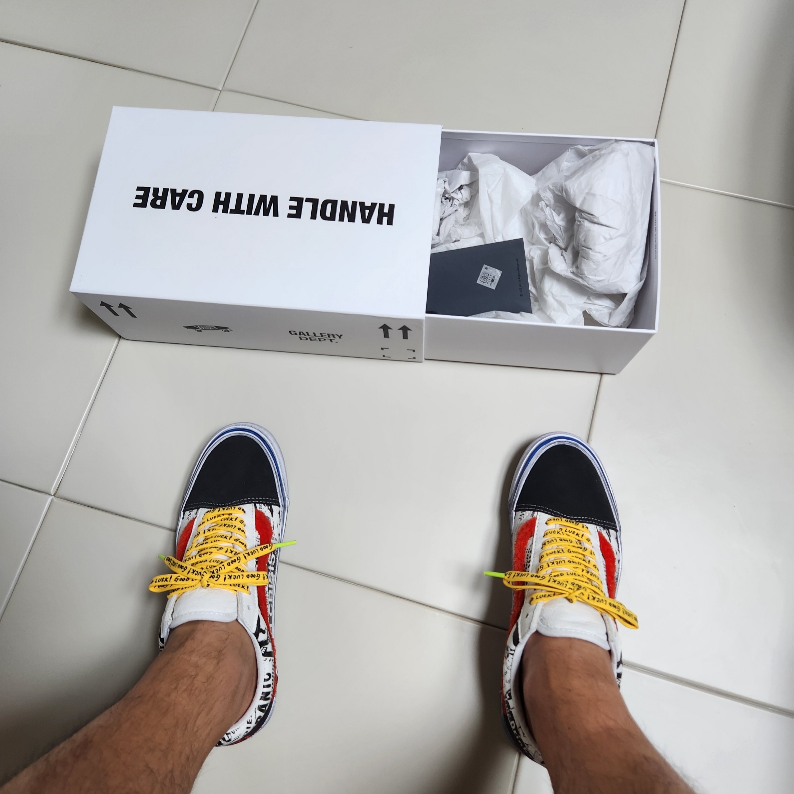 Vans Vault x Gallery Dept. OG Old Skool LX 착용 스타일 - 1