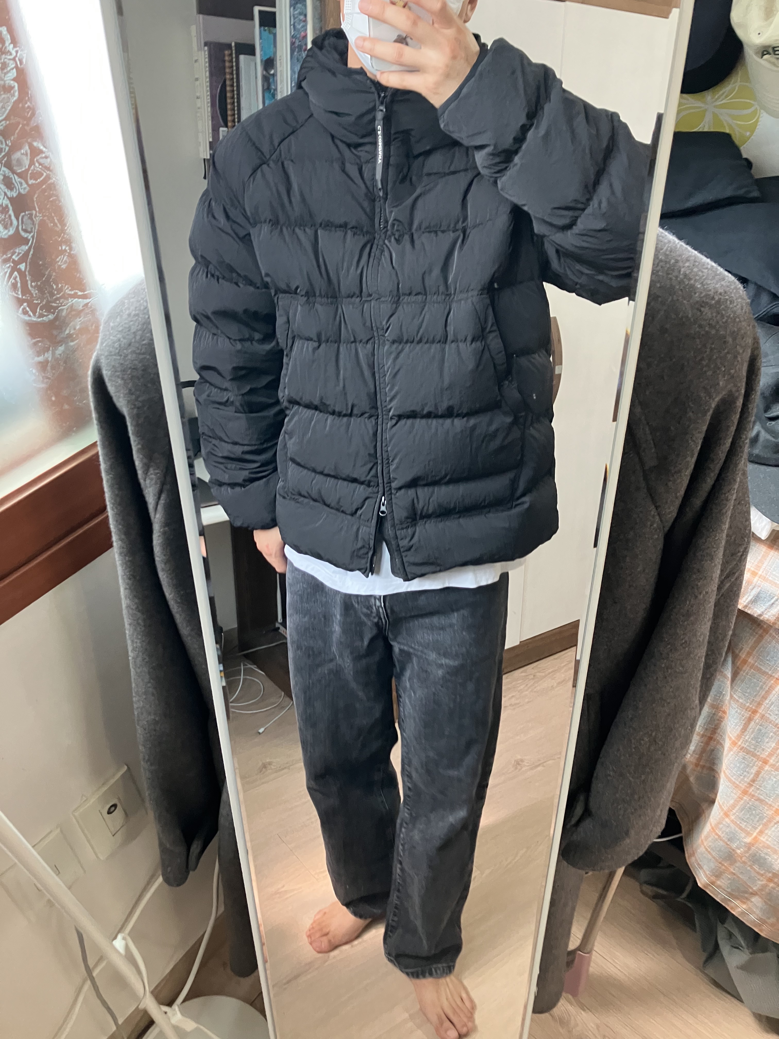 C.P. Company Eco-Chrome R Hooded Down Goggle Jacket Black - 23FW, Human Made T-Shirts White (3 Pack) 착용 스타일 - 2
