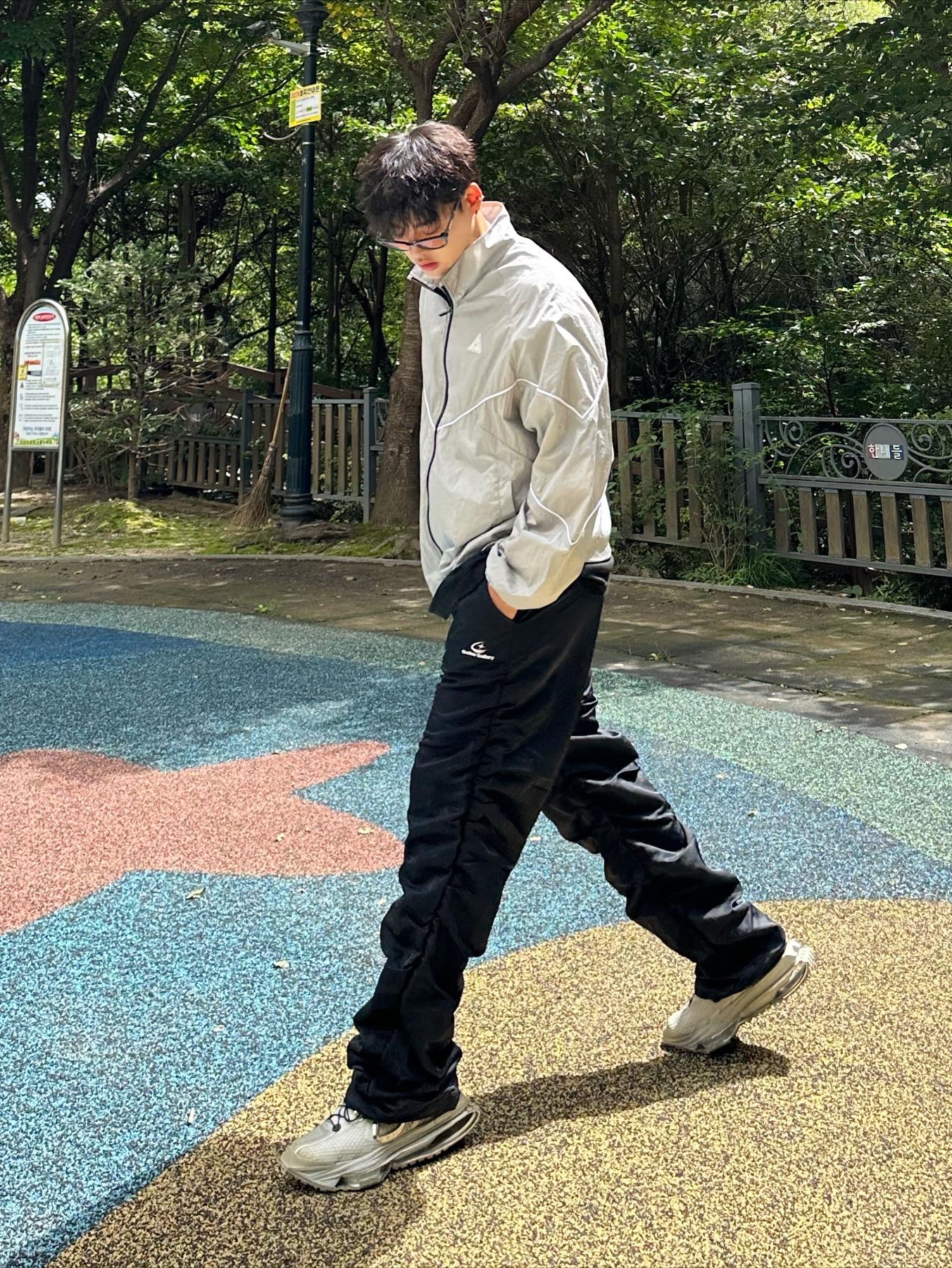 Nike x Matthew M Williams Zoom 004 Stone 착용 스타일 - 3