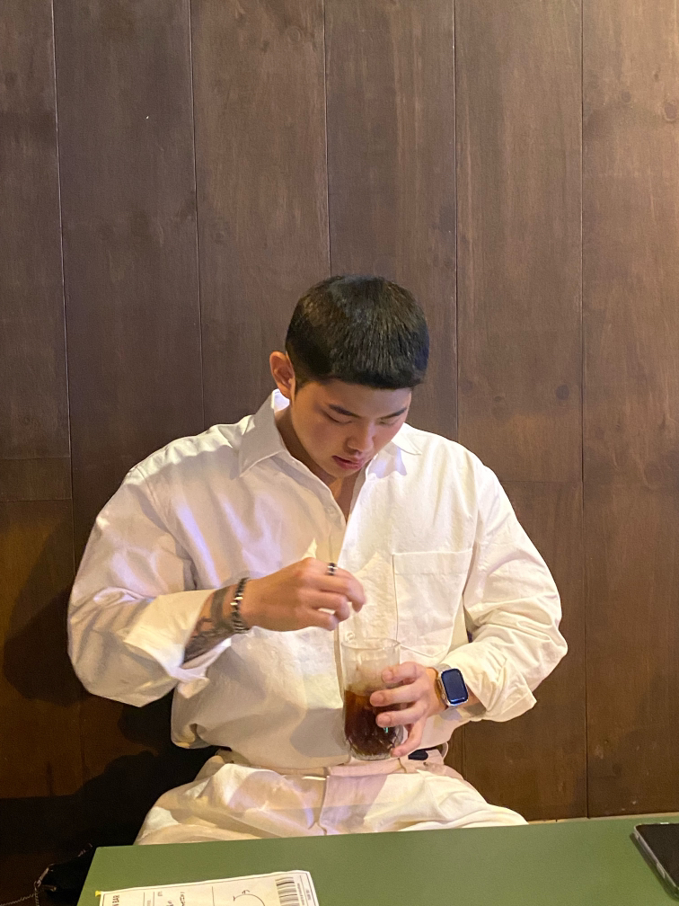 KREAM 프로필 이미지