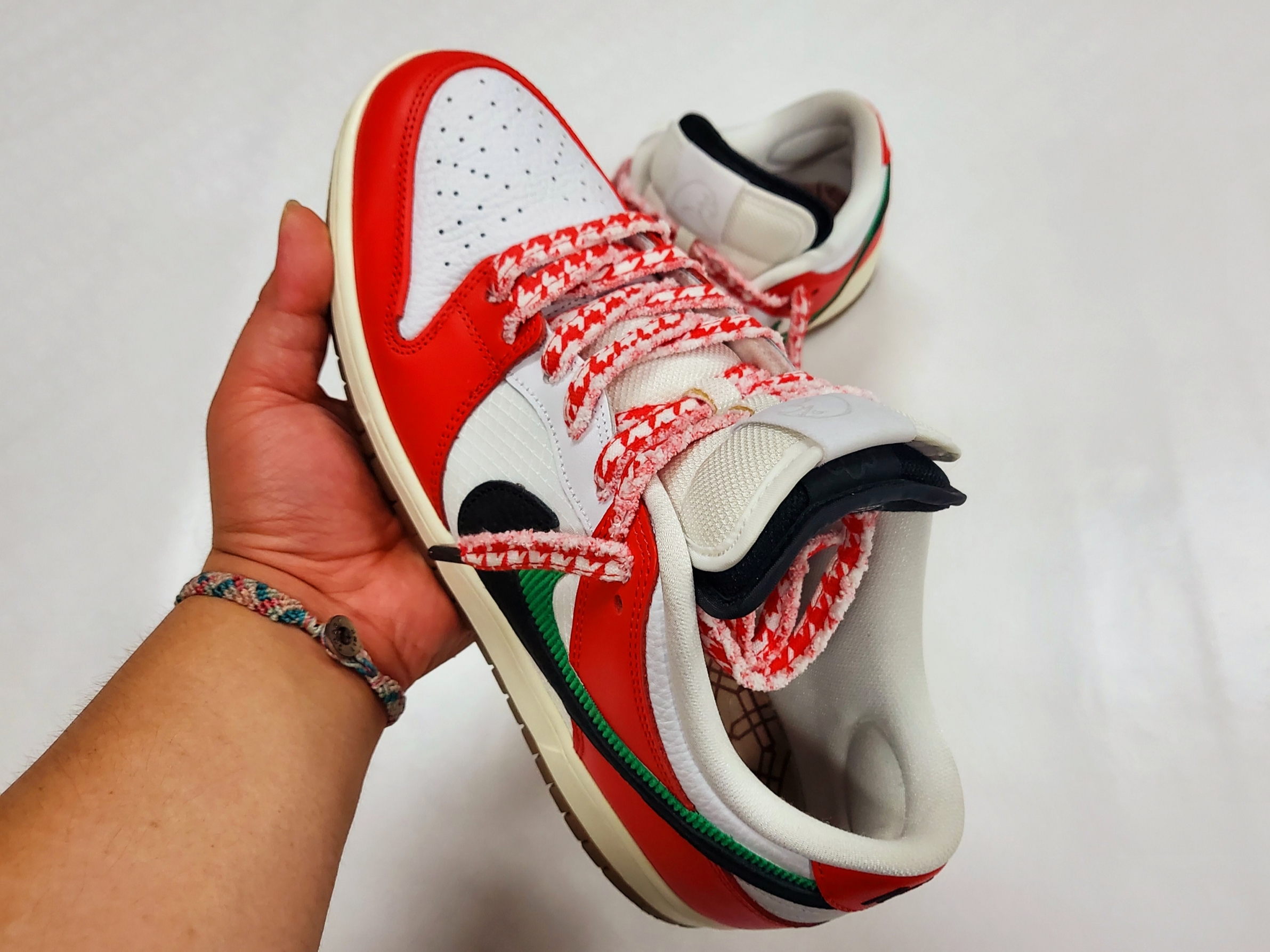Nike x Frame Skate SB Dunk Low Pro Habibi 착용 스타일 - 3