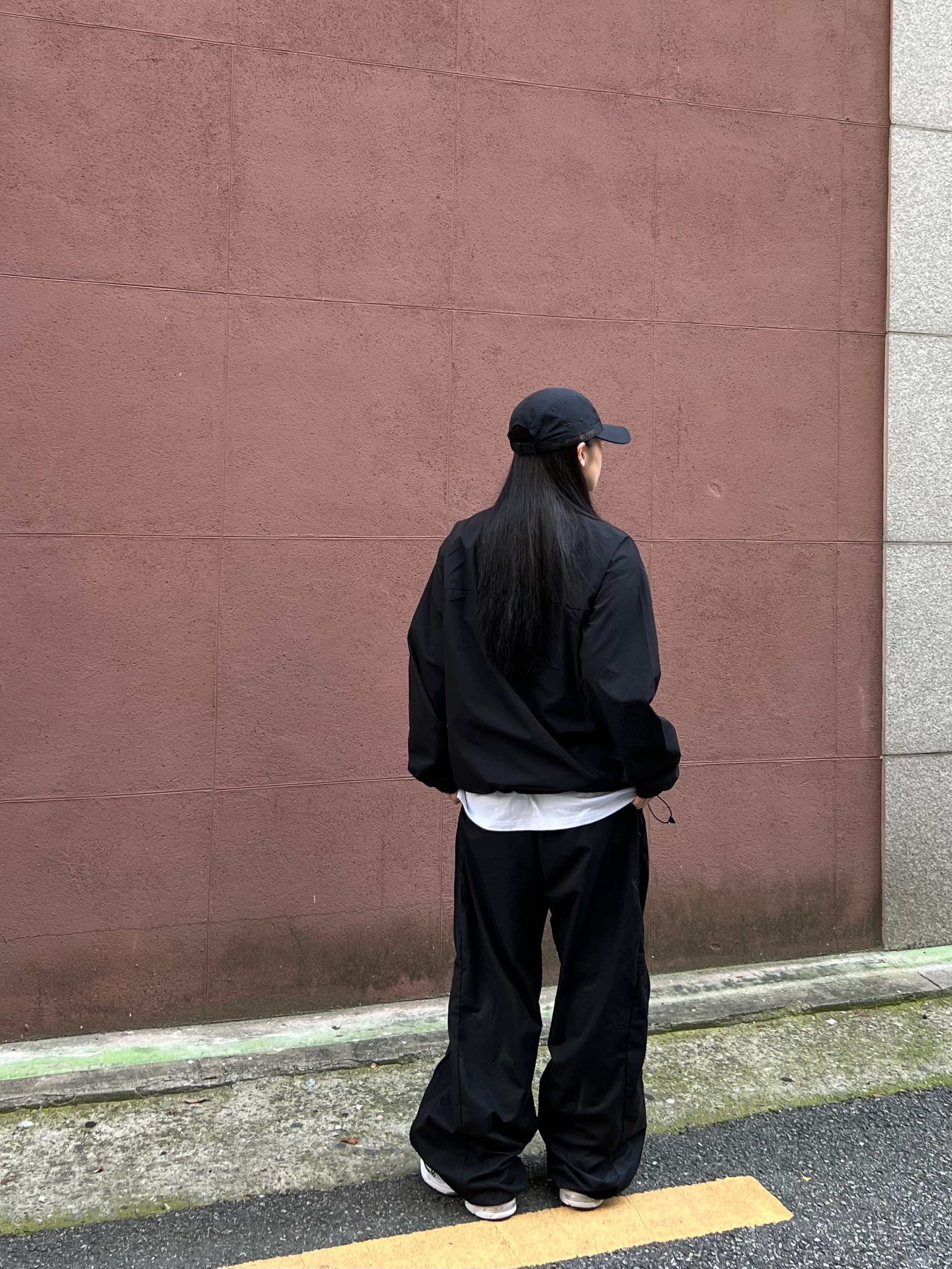 Asics Gel-1130 White Black, Sansan Gear Zipper Pants Black - 22FW 착용 스타일 - 4