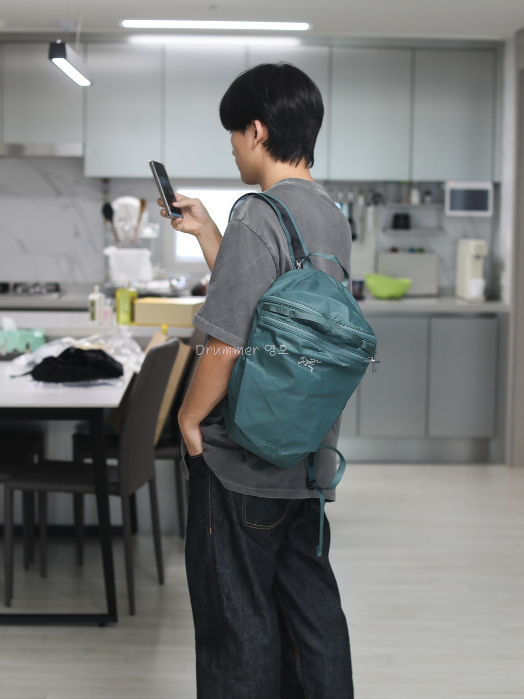 Arc'teryx Heliad 15 Backpack Boxcar 착용 스타일