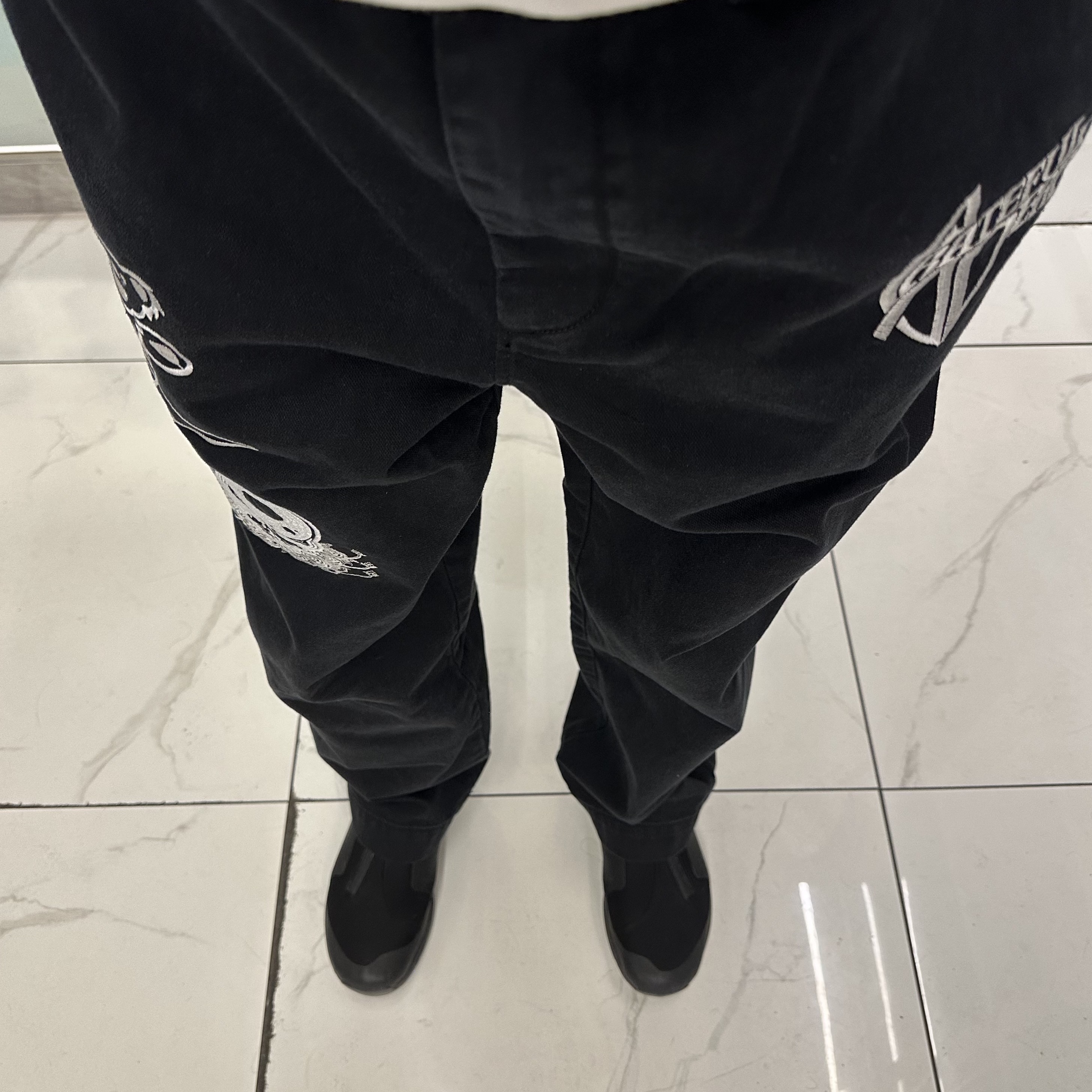 Salomon x Comme des Garcons XA-Alpine 2 Black 착용 스타일 - 3