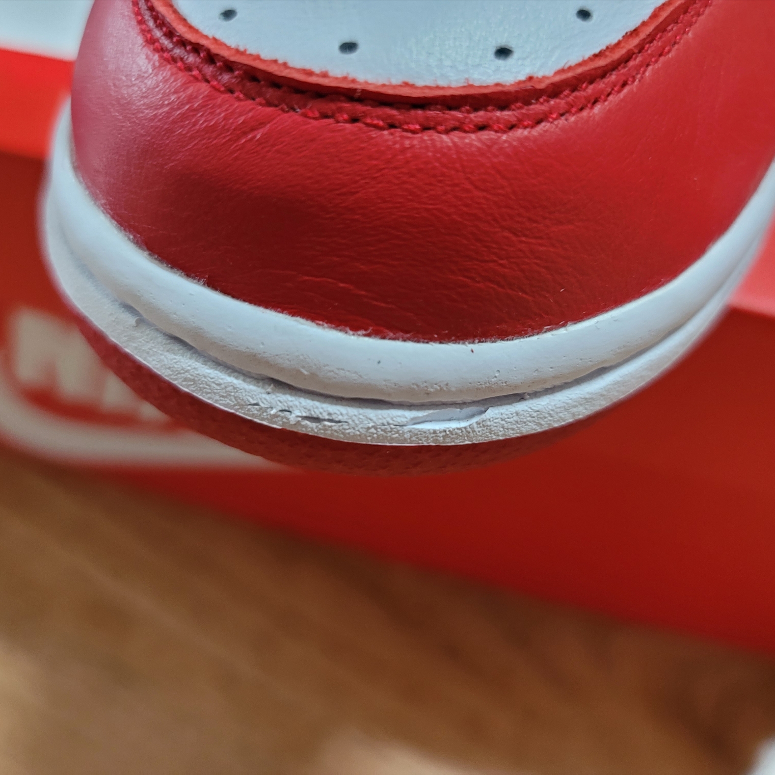 Nike Dunk Low SP White and University Red 2023 착용 스타일 - 1