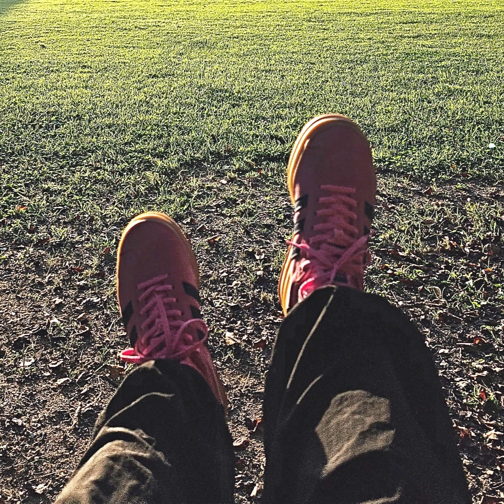 (W) Adidas Gazelle Bold Pink Glow Victory Blue 착용 스타일