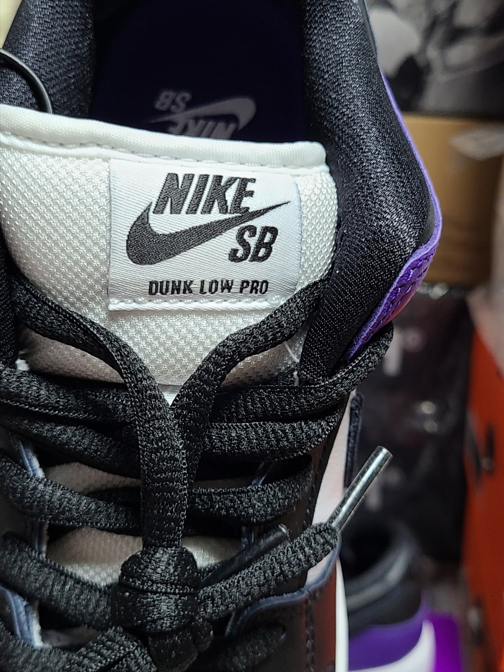 Nike SB Dunk Low Pro Court Purple 착용 스타일 - 2
