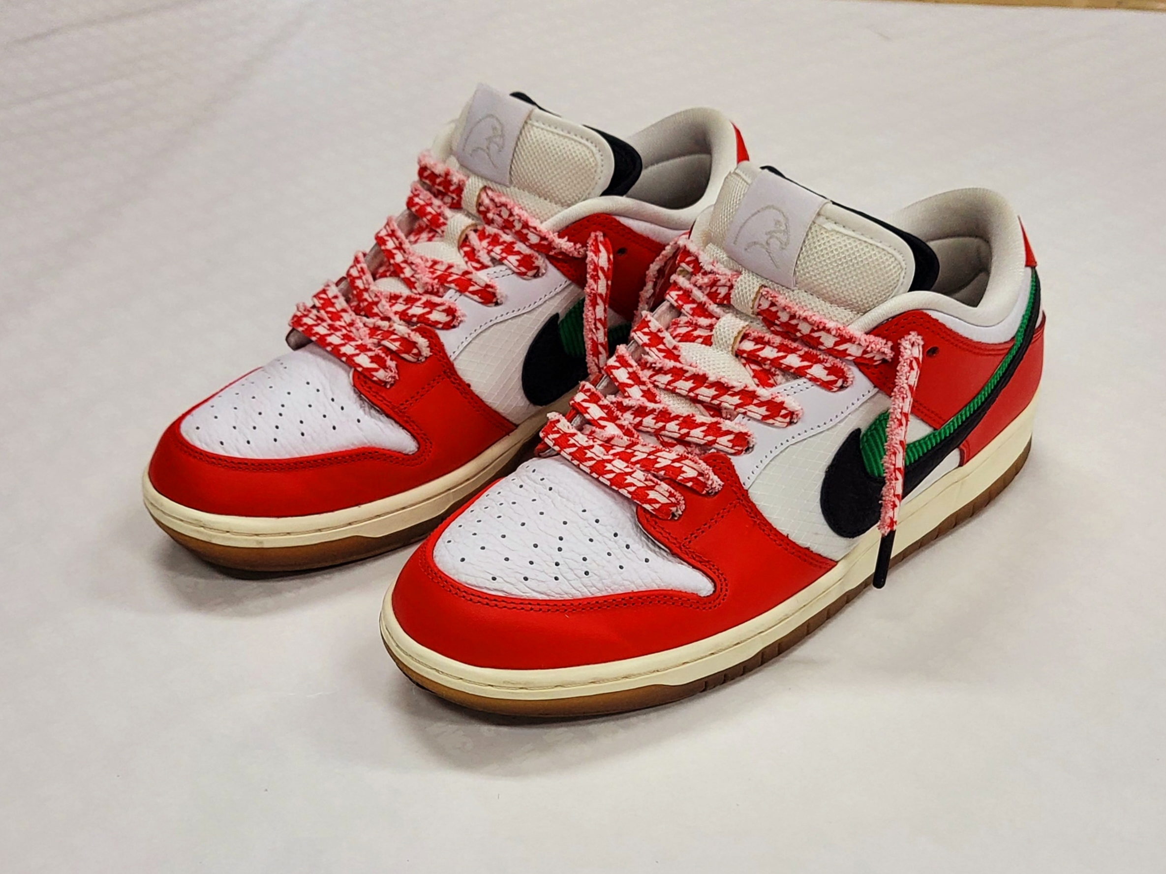 Nike x Frame Skate SB Dunk Low Pro Habibi 착용 스타일 - 2