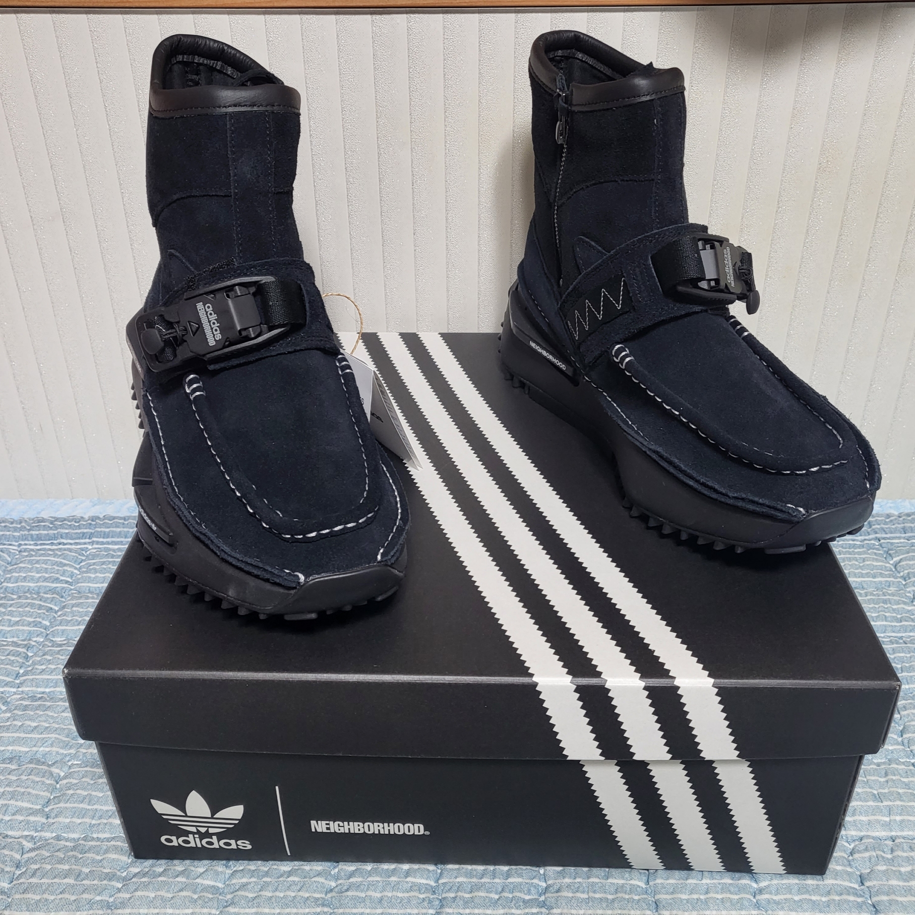 Adidas x Neighborhood NMD S1 Boots Core Black Cloud White 착용 스타일