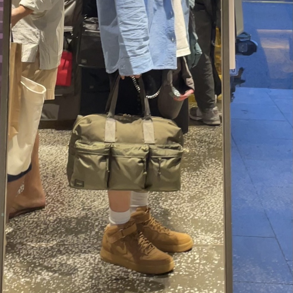 Nike Air Force 1 Mid '07 WB Flax 착용 스타일