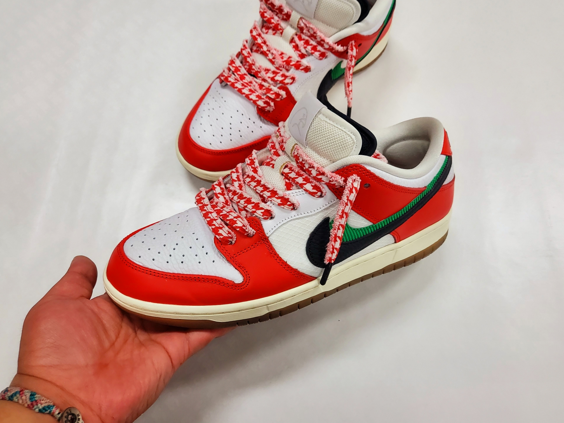 Nike x Frame Skate SB Dunk Low Pro Habibi 착용 스타일 - 1