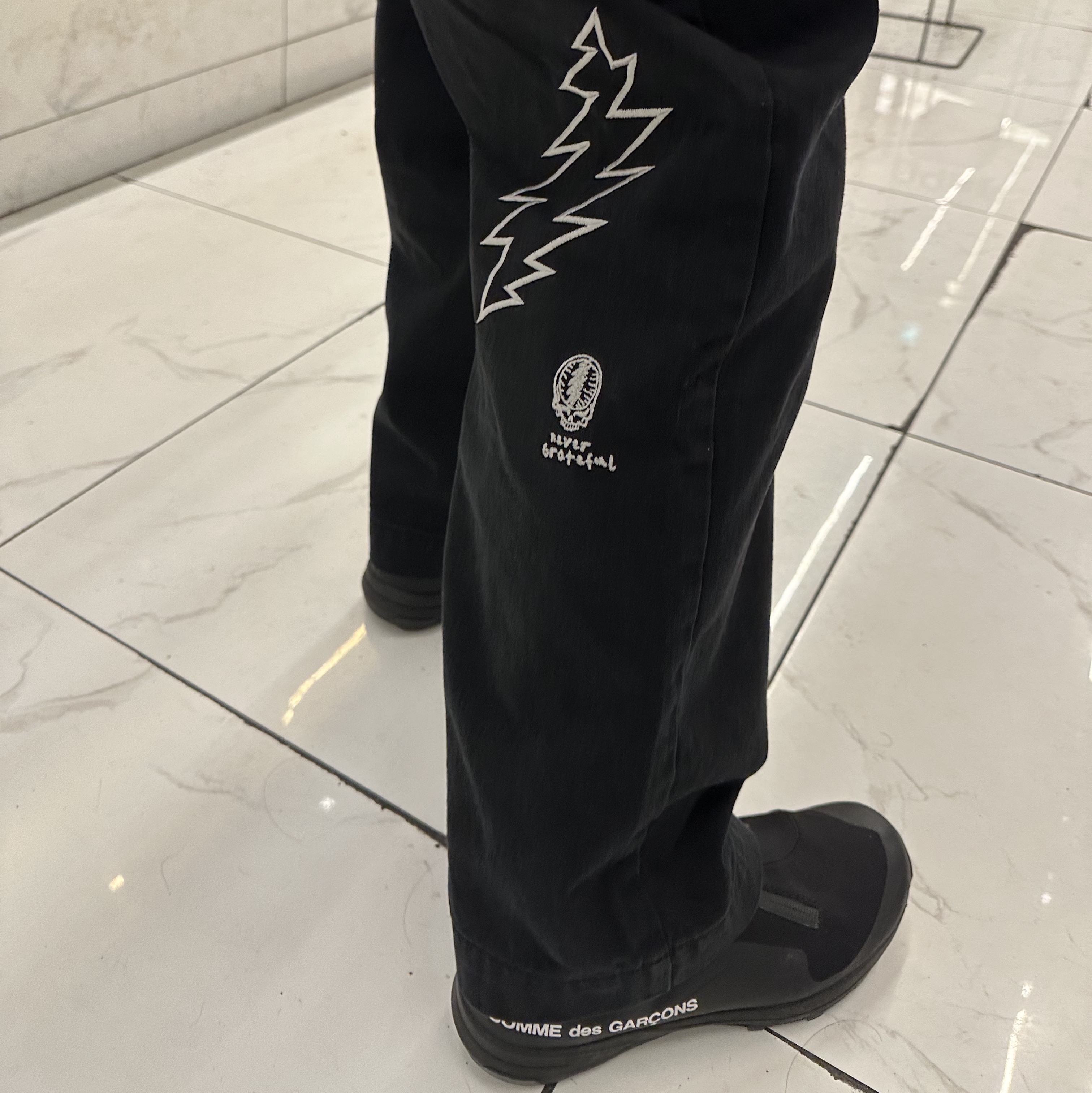 Salomon x Comme des Garcons XA-Alpine 2 Black 착용 스타일 - 2