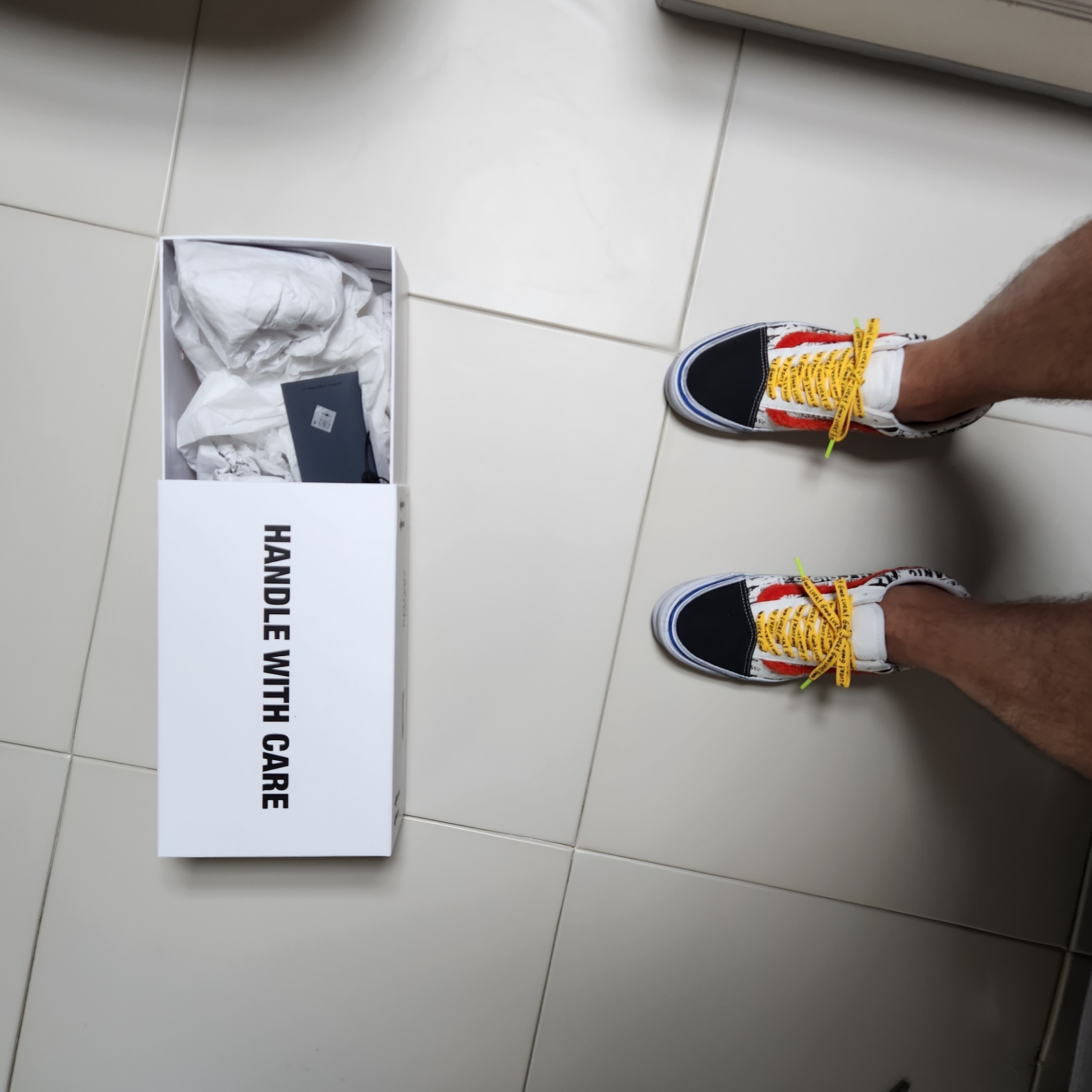Vans Vault x Gallery Dept. OG Old Skool LX 착용 스타일 - 2