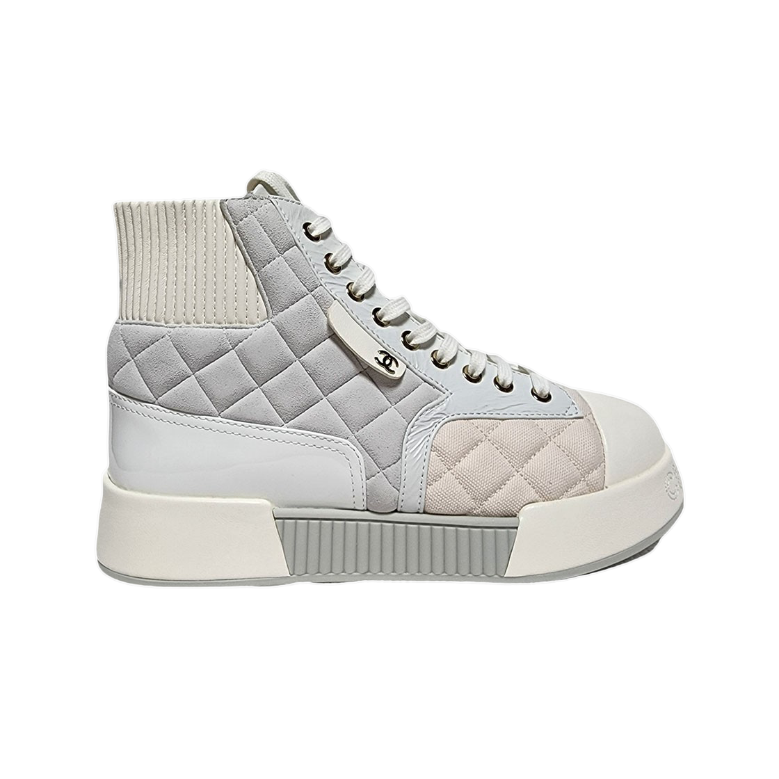 G39754-Y56392-K5571 (W) Chanel Sneakers Goatskin Fabric Patent Calfskin & Light Grey Ivory White