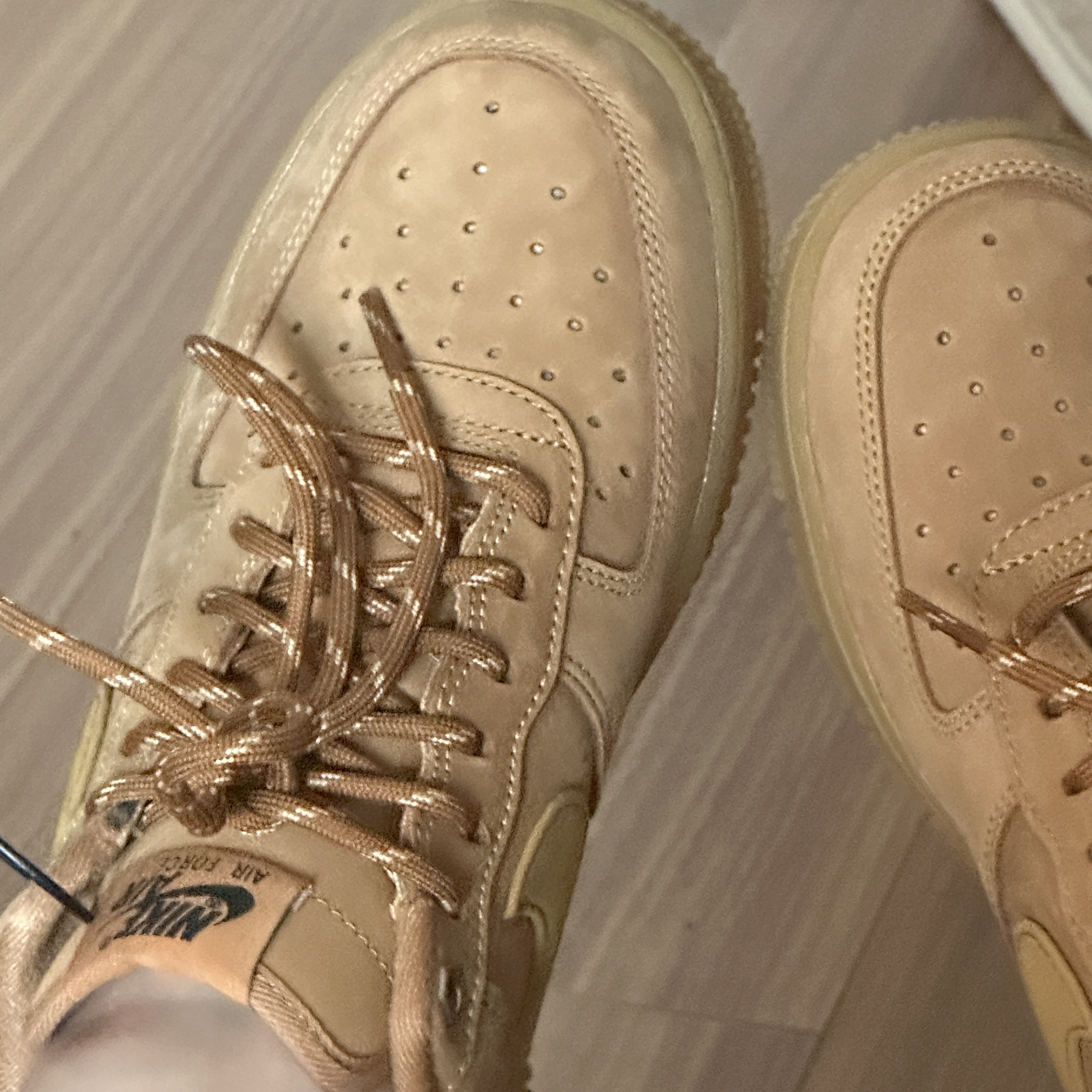 Nike Air Force 1 '07 WB Flax 착용 스타일