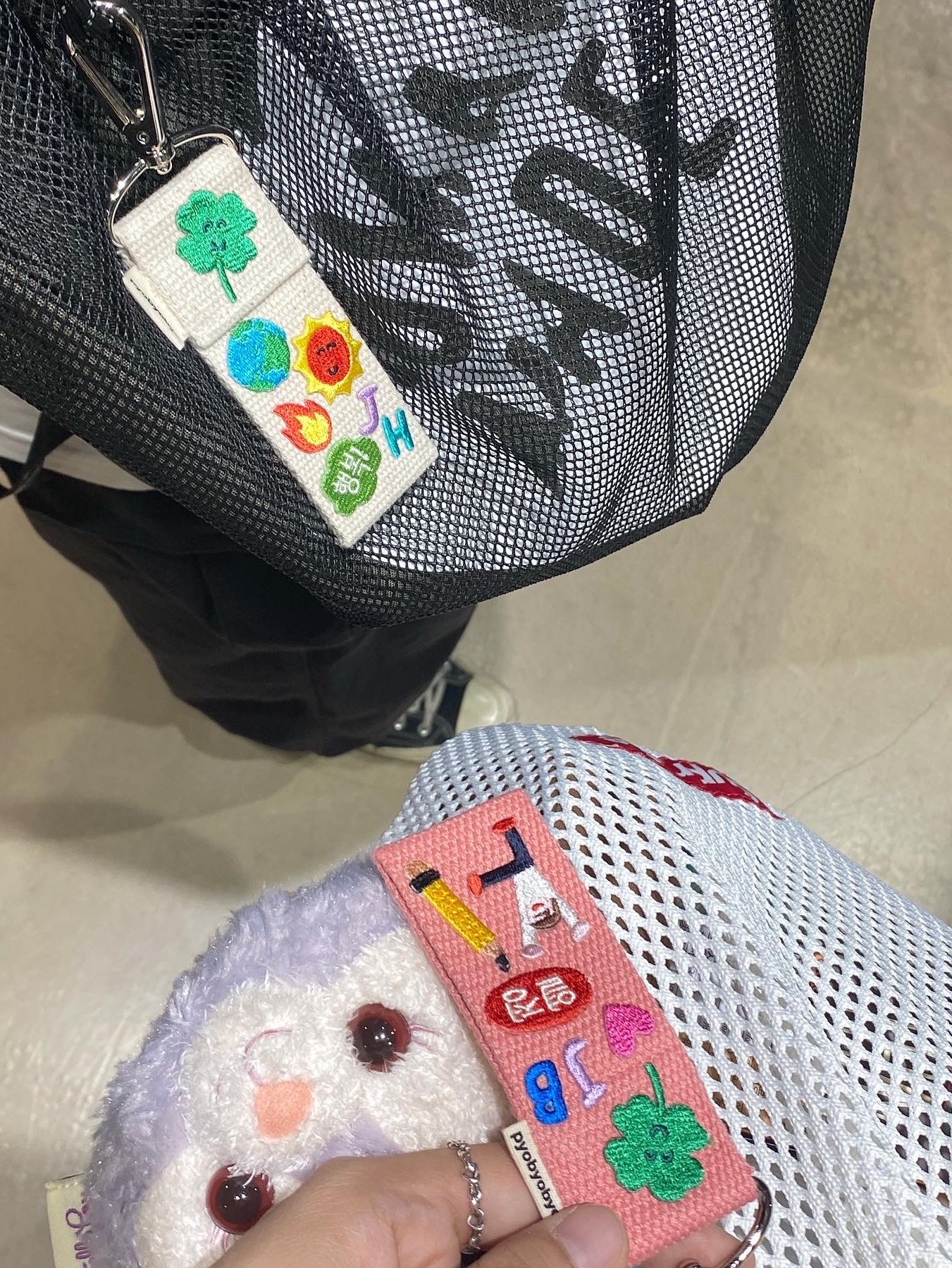Human Made Drawstring Backpack Olive Drab, Supreme Mesh Small Backpack White - 23SS 착용 스타일 - 2