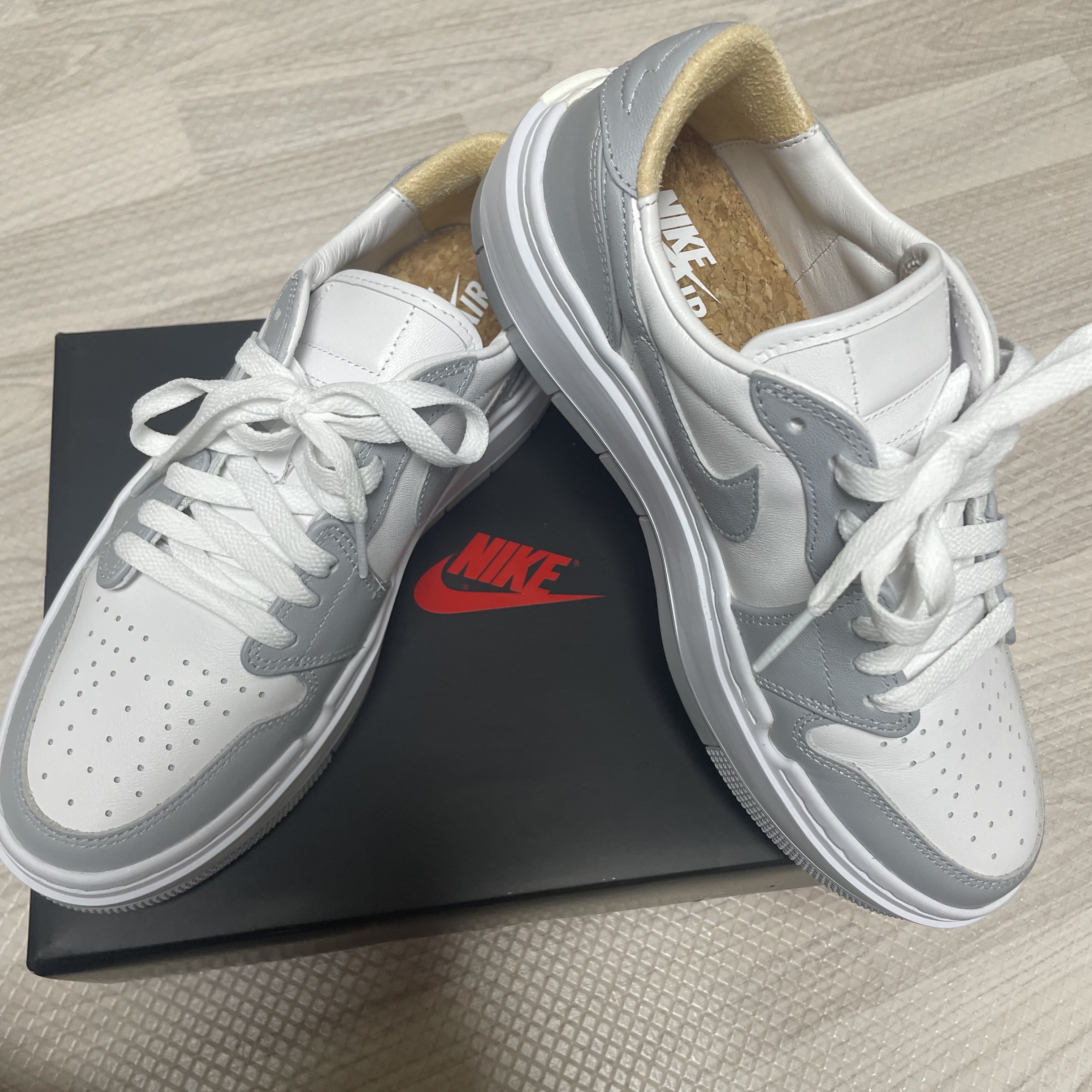 (W) Jordan 1 Elevate Low White and Wolf Grey 착용 스타일