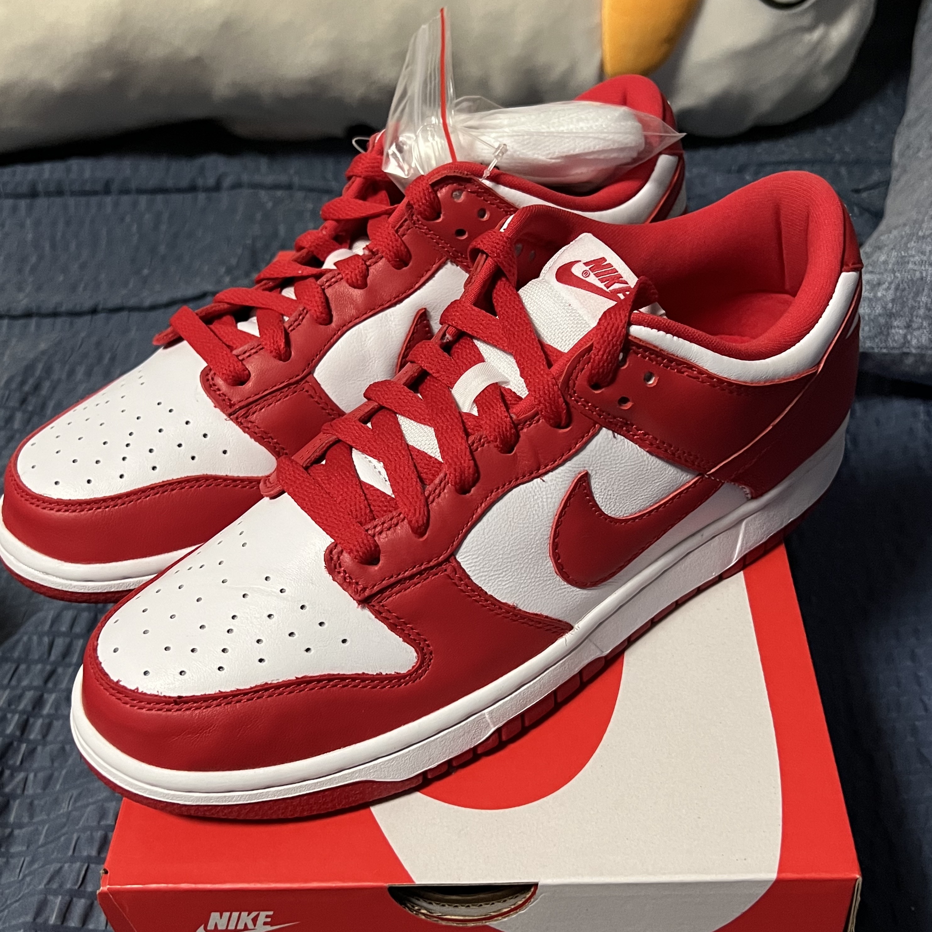 Nike Dunk Low SP White and University Red 2023 착용 스타일 - 1
