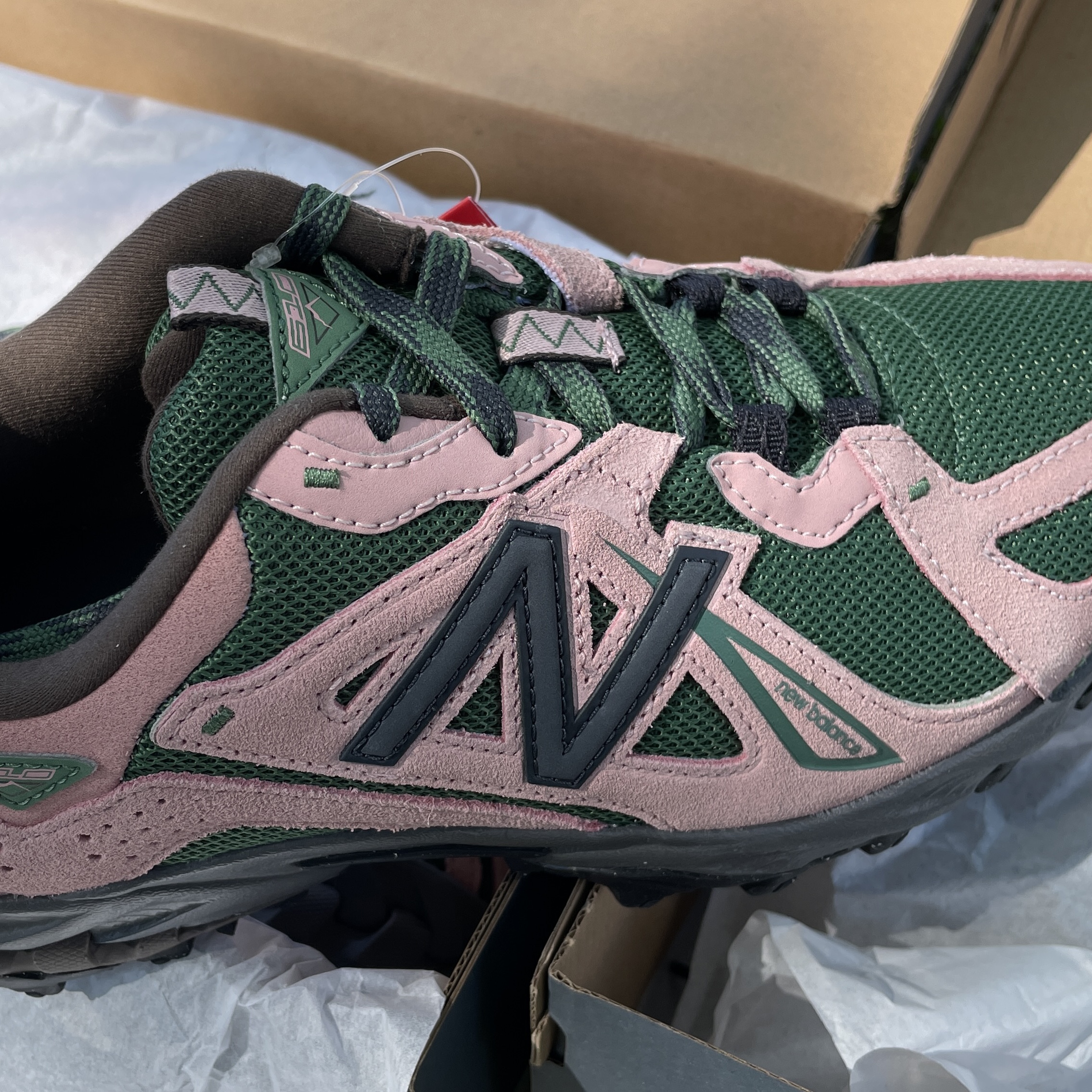 New Balance ML610T Pink Moon - D Standard 착용 스타일 - 2