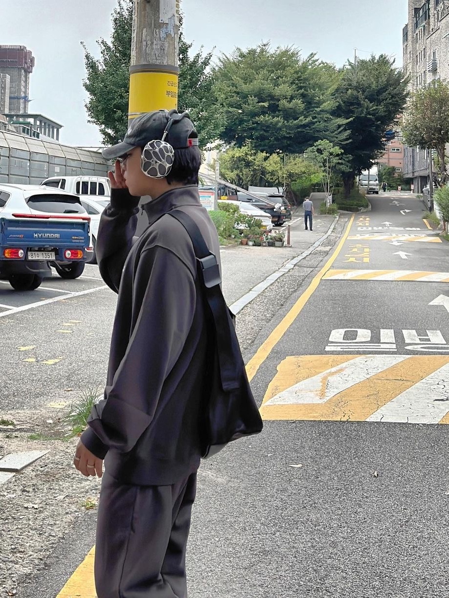 Test Artifact Era Max 001 Chrome 착용 스타일 - 1