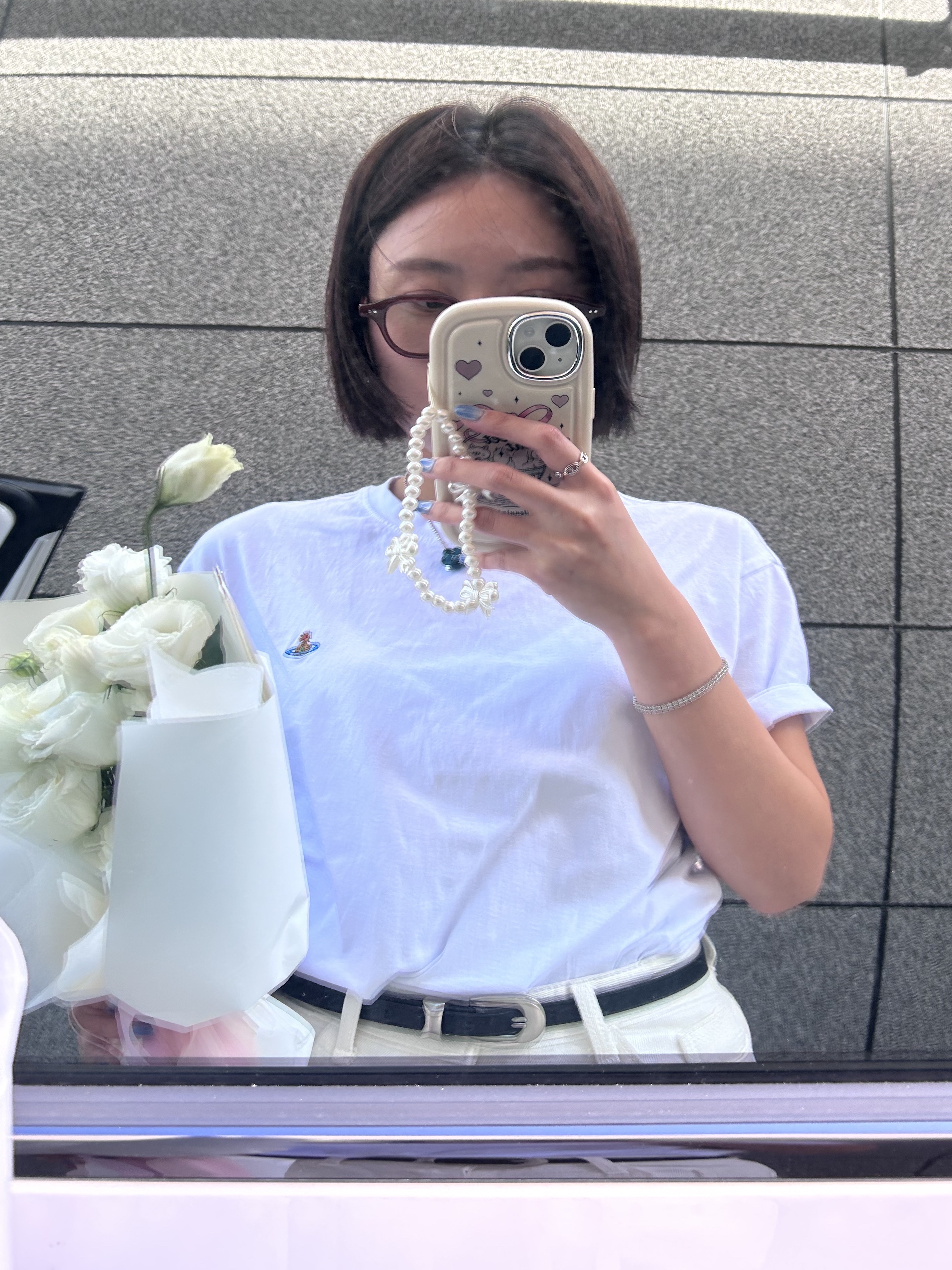 Vivienne Westwood Classic Logo T-Shirt White 착용 스타일